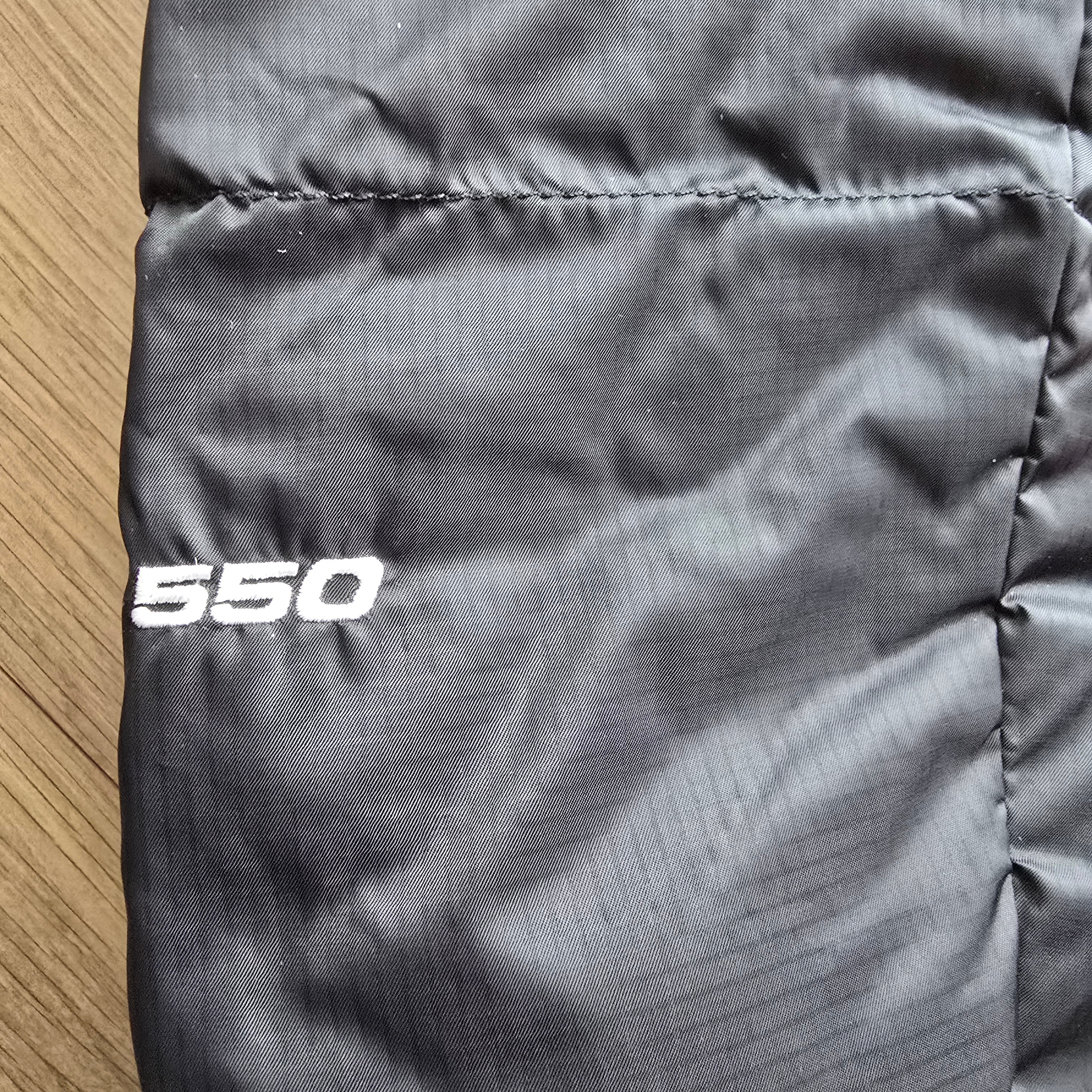 The North Face Himalayan Light Down Hooded Jacket TNF Black 착용 스타일 - 1