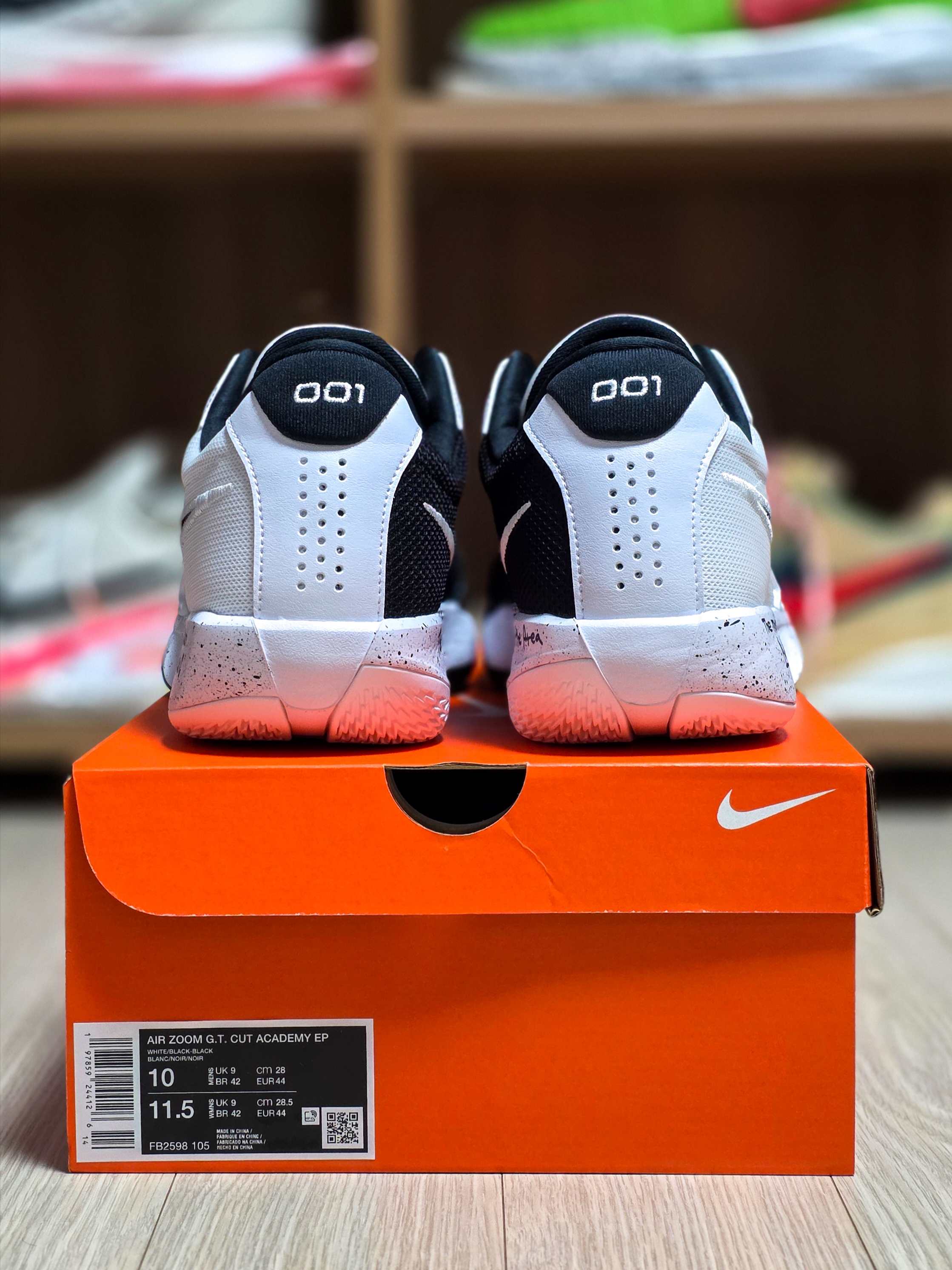 Nike Air Zoom G.T. Cut Academy EP White Black 착용 스타일 - 5
