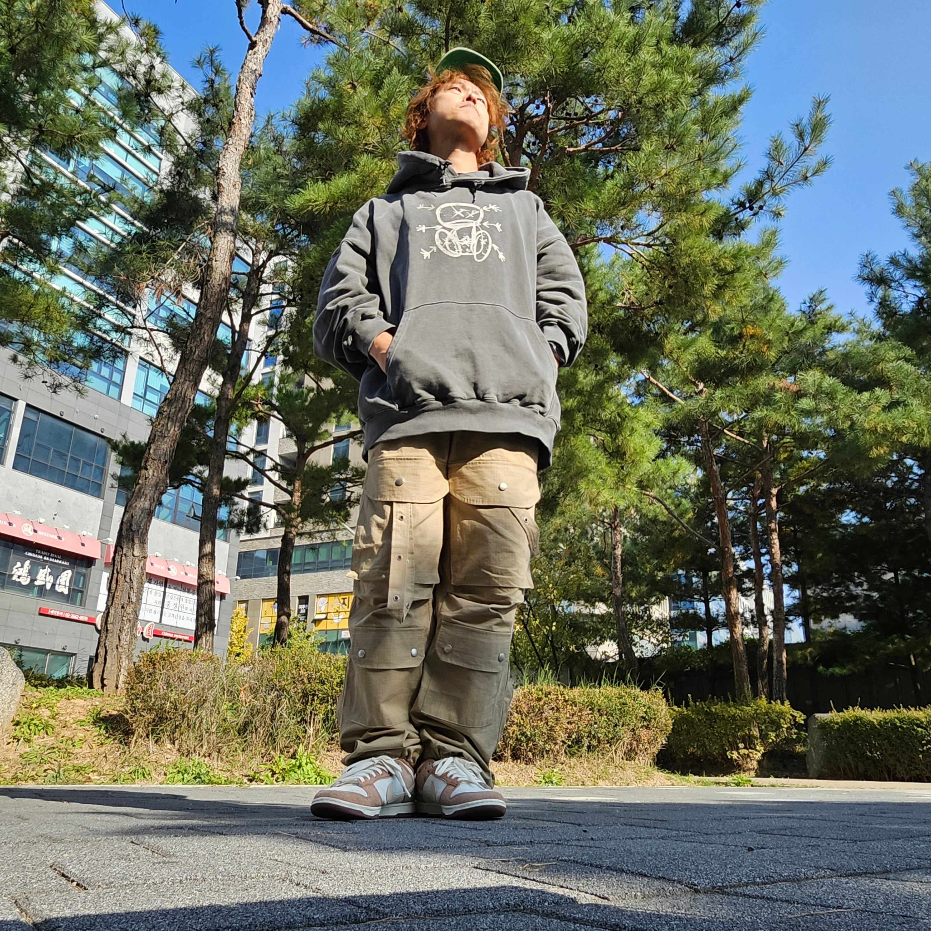 Stussy Basic Strapback Cap Khaki, Nike Dunk Low Pro Premium Medium Curry 착용 스타일 - 1