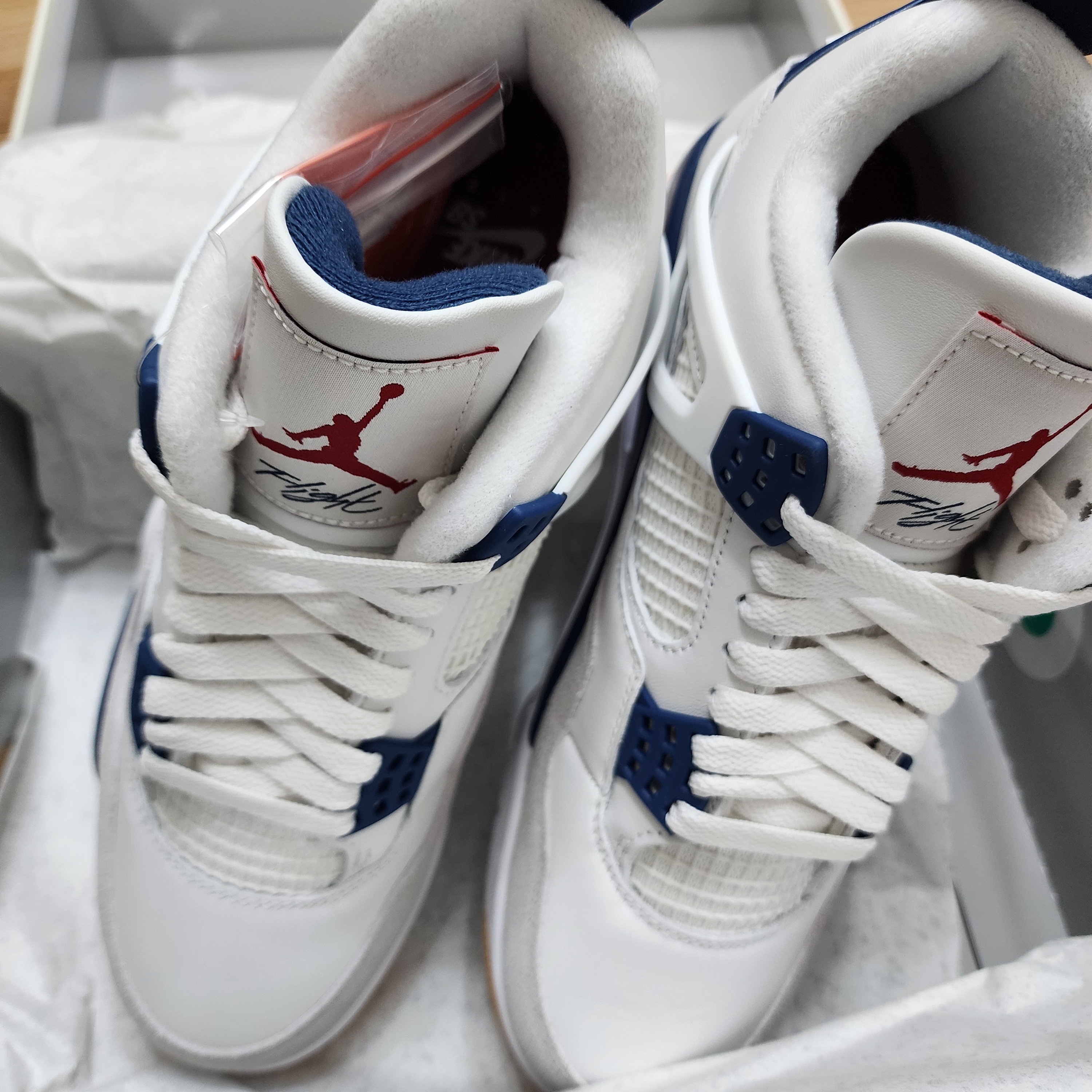 Jordan 4 x Nike SB Retro SP Navy 착용 스타일