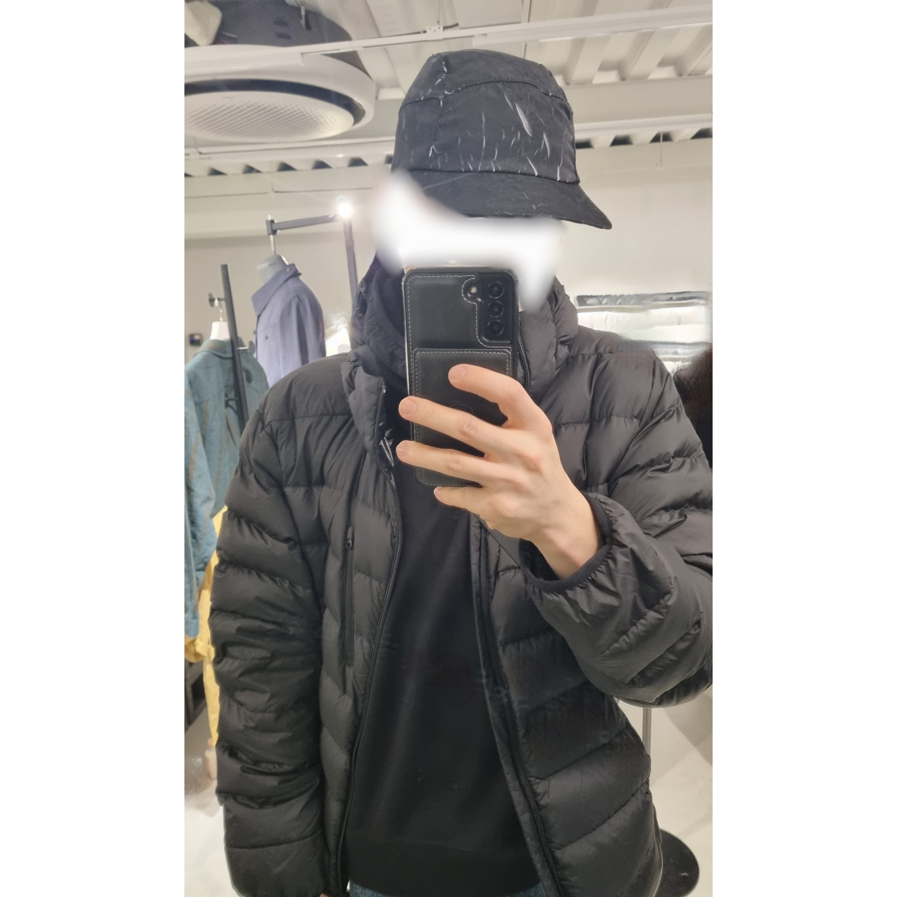 Musinsa Standard City Leisure Hooded Light Down Jacket Black 착용 스타일 - 1