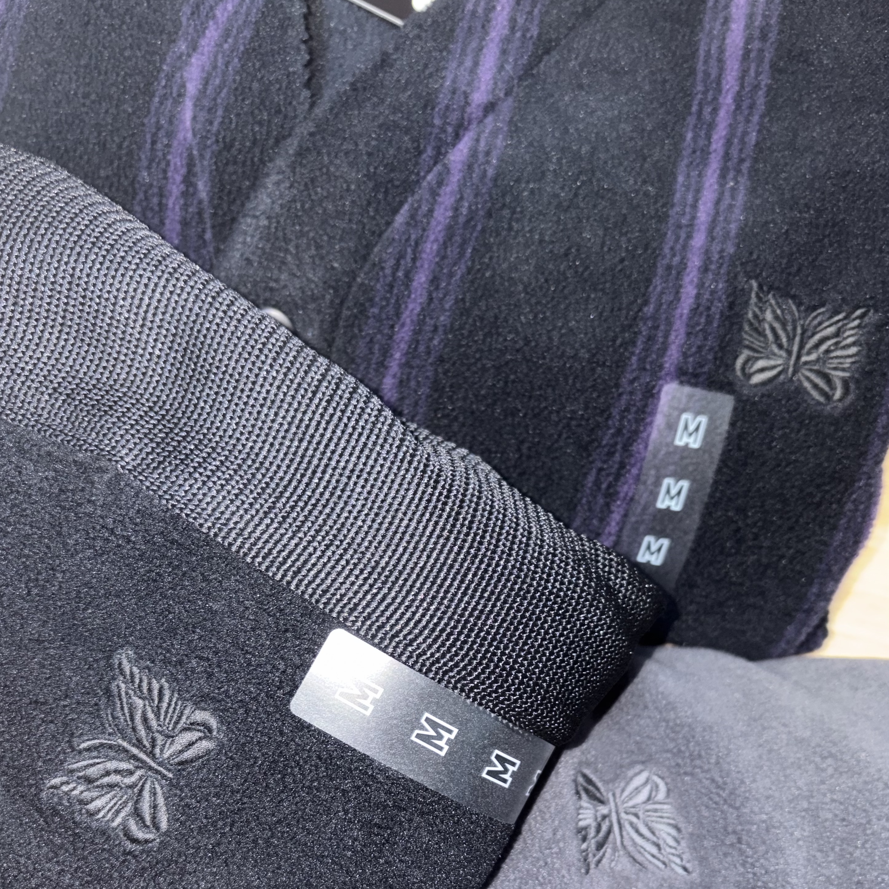 Uniqlo x Needles Fleece Oversized Cardigan Black - KR, Uniqlo x Needles Fleece Wide Pants Black - KR 착용 스타일