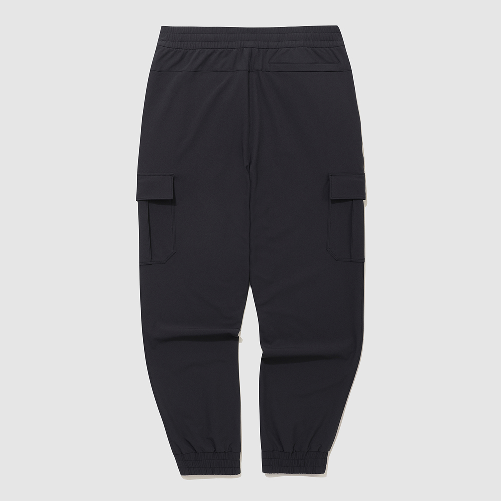 르꼬끄 스포르티브 유니 레귤러핏 기모 카고 조거 팬츠 - 블랙(QQ423LPTO1)(le coq sportif Unisex 2way Cargo Pocket Pants Black) - 3