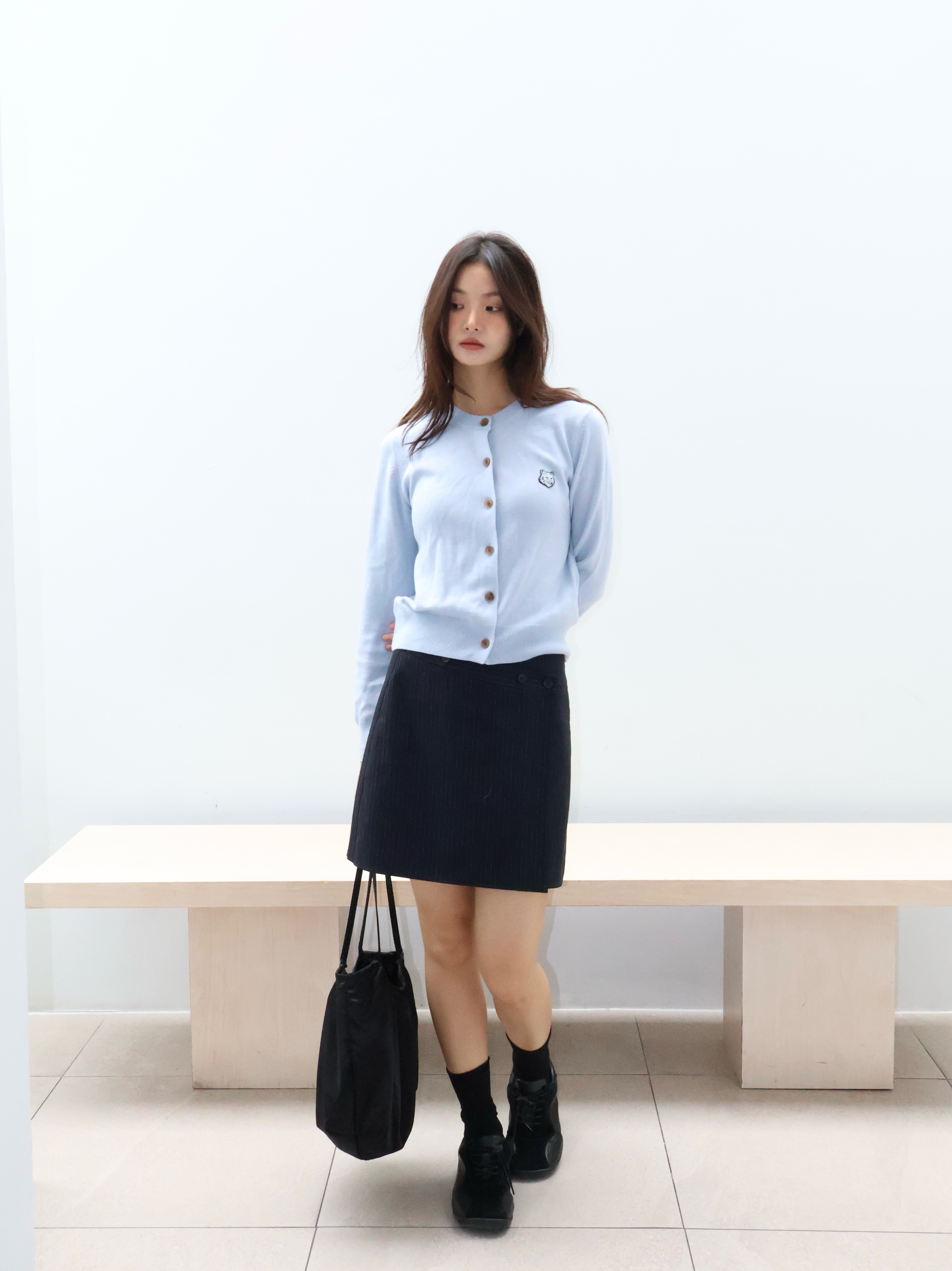 Pemont Square Black 착용 스타일 - 1