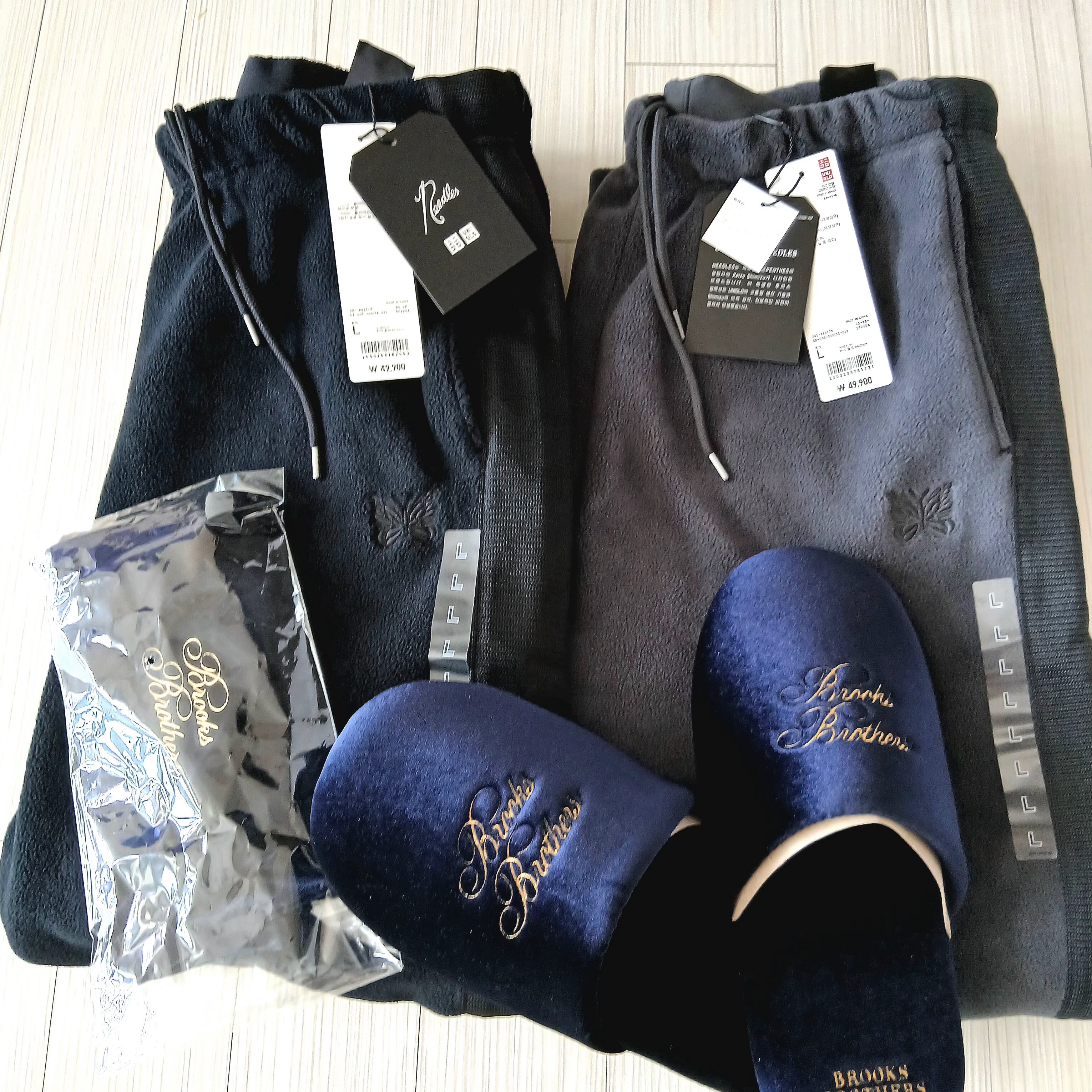 Uniqlo x Needles Fleece Wide Pants Black - KR, Uniqlo x Needles Fleece Wide Pants Dark Gray - KR 착용 스타일 - 1