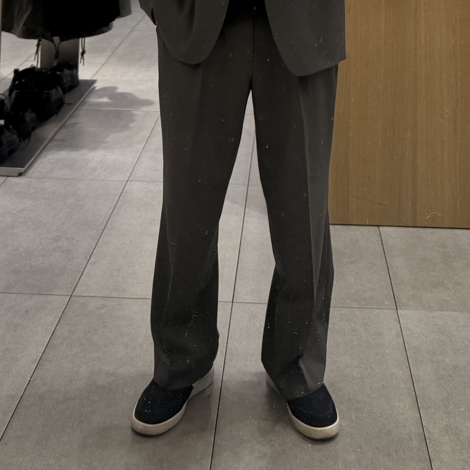 Musinsa Standard Cooltandard Wide Hidden Banding Slacks Black 착용 스타일