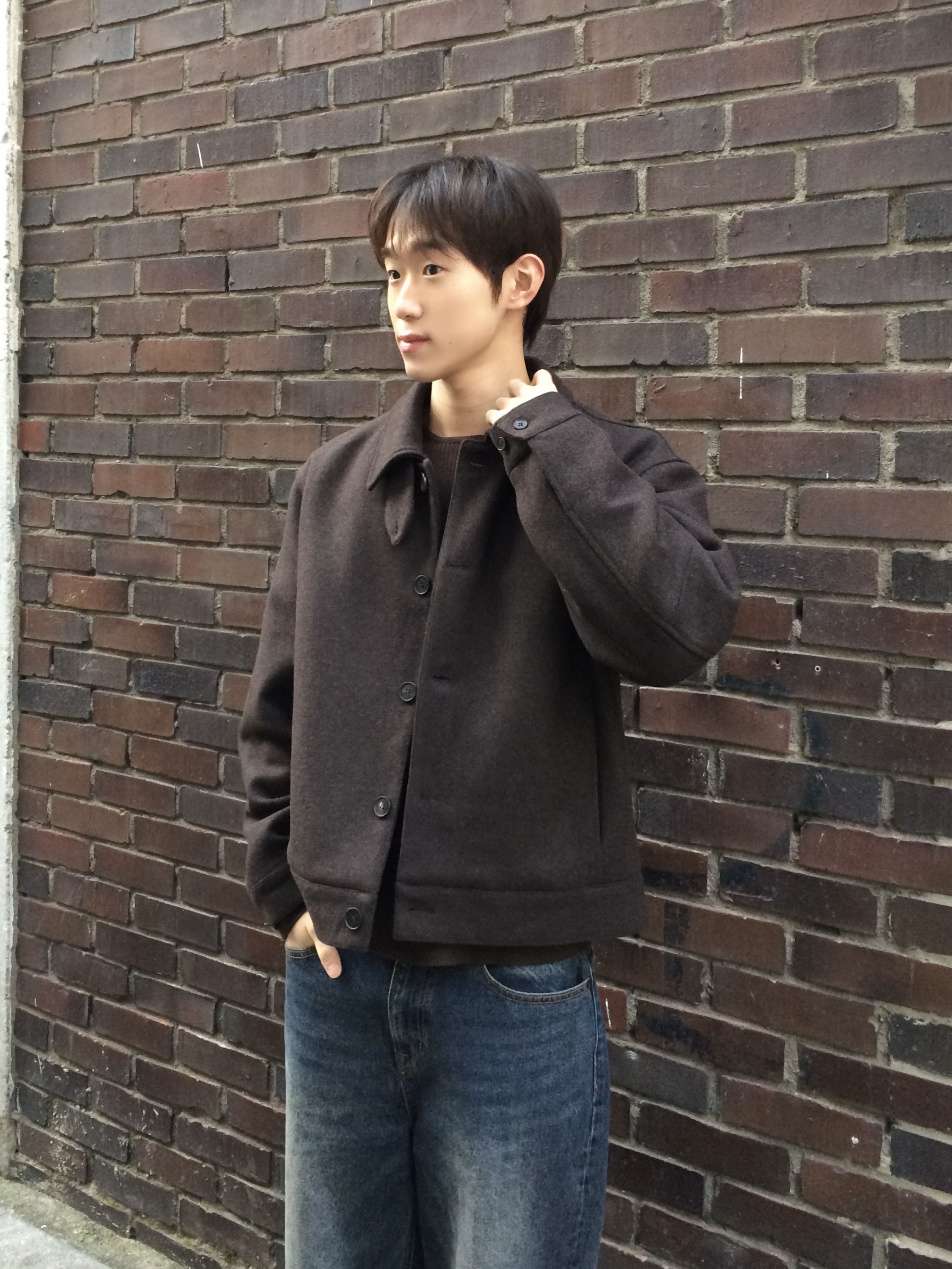 POSTMAN Journalist Suede D.Brown 착용 스타일 - 4