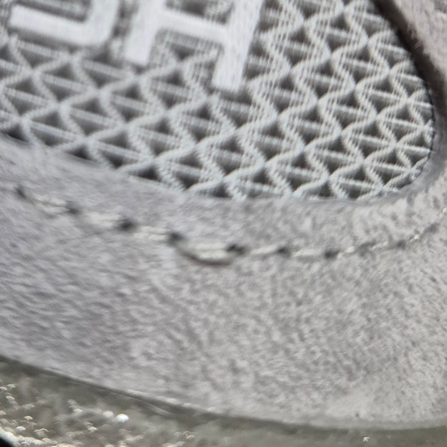 New Balance 992 Made in USA Core Grey Silver Metallic 착용 스타일 - 1