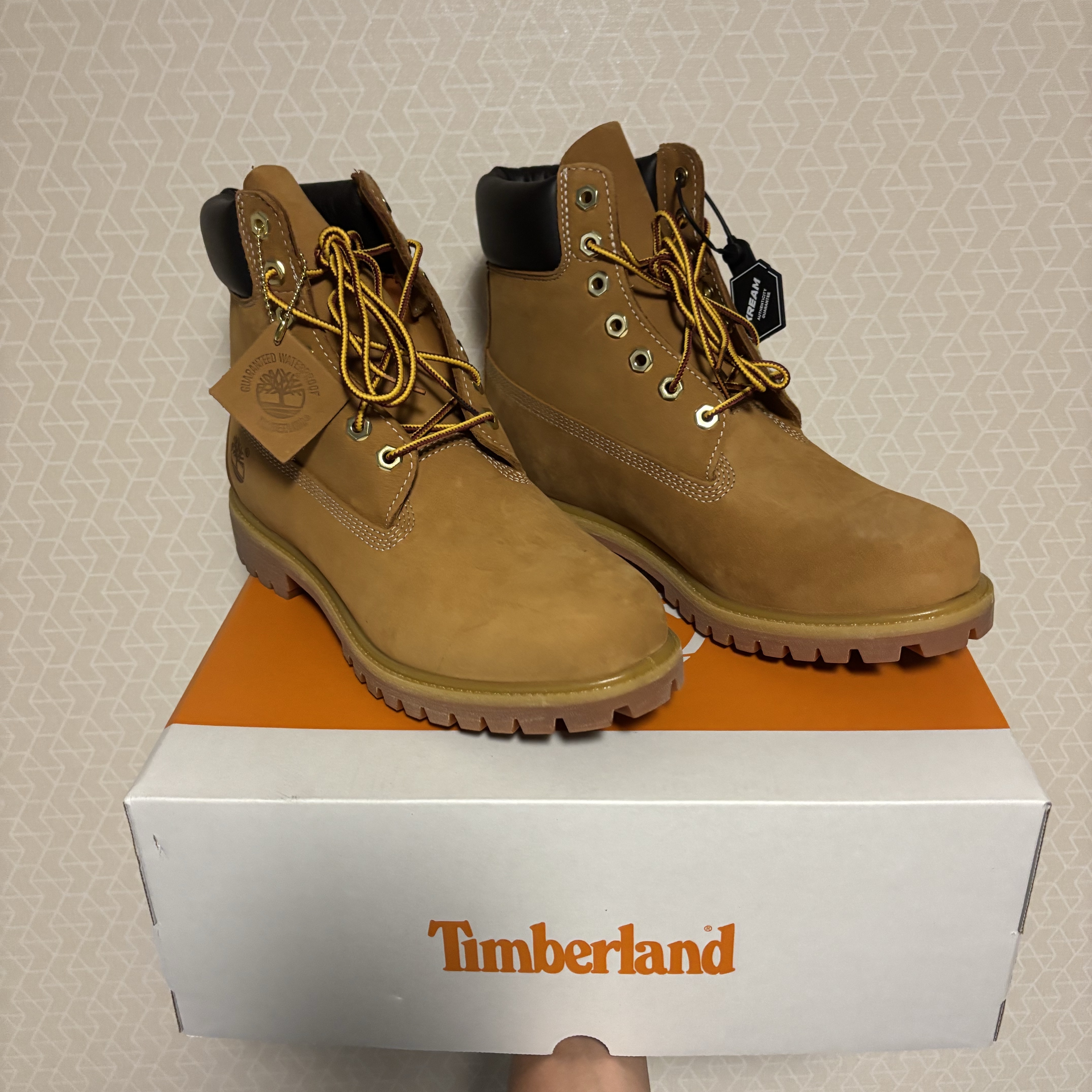 Timberland Premium 6 inch Waterproof Boot Wheat Nubuck - Wide 착용 스타일