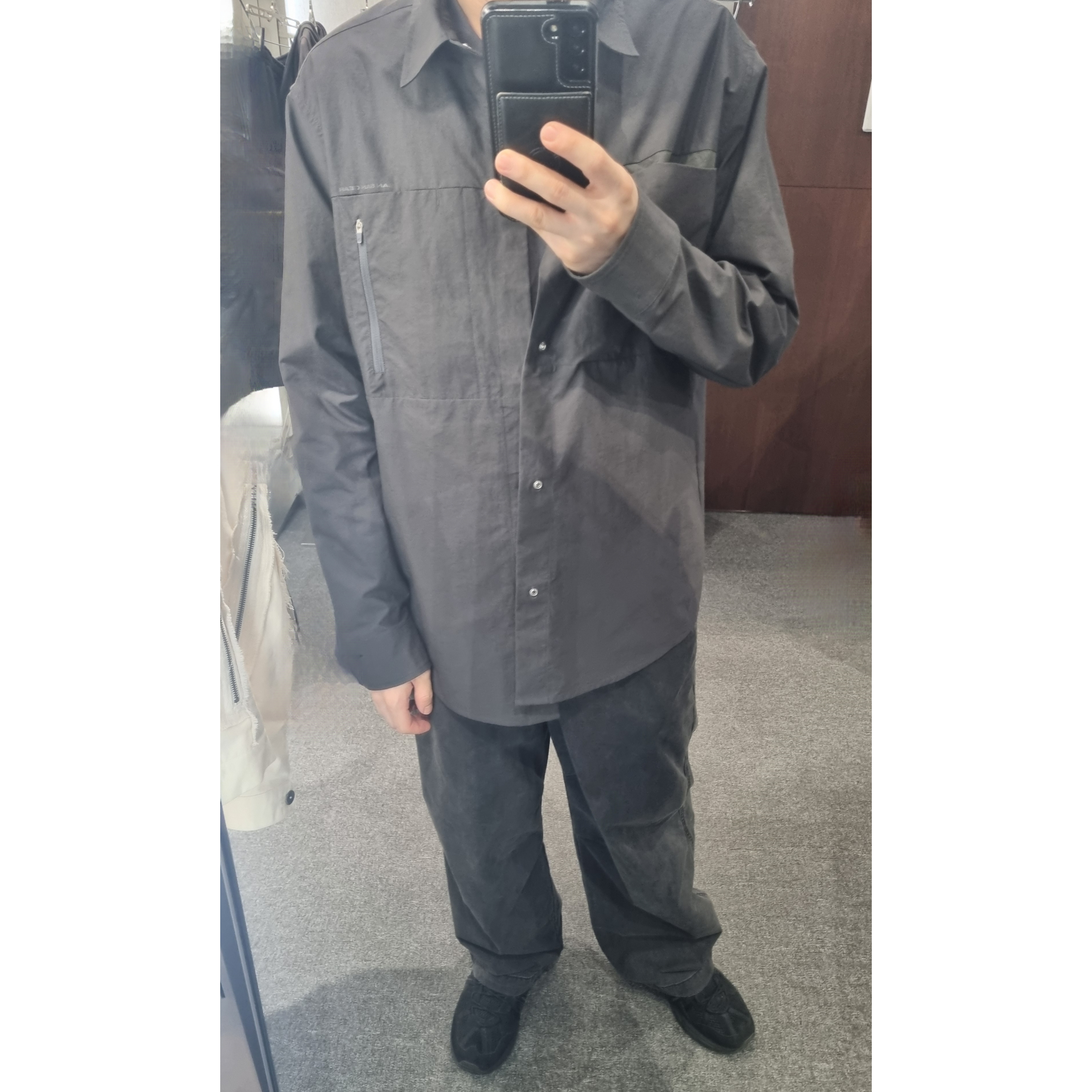 Asics Gel-Sonoma 15-50 Black, Sansan Gear Pocket Shirts Charcoal 착용 스타일 - 1