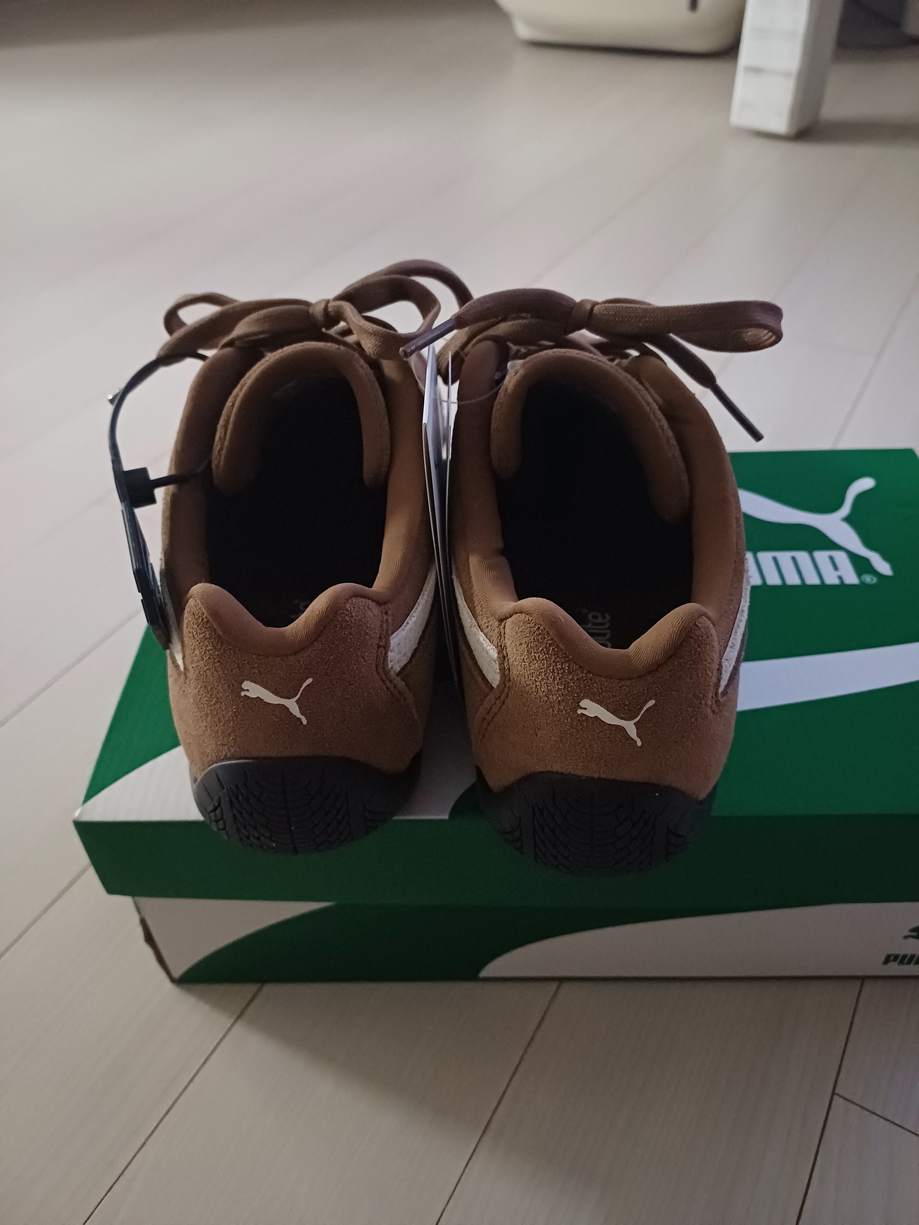 Puma Speedcat OG Haute Coffee Frosted Ivory 착용 스타일 - 5