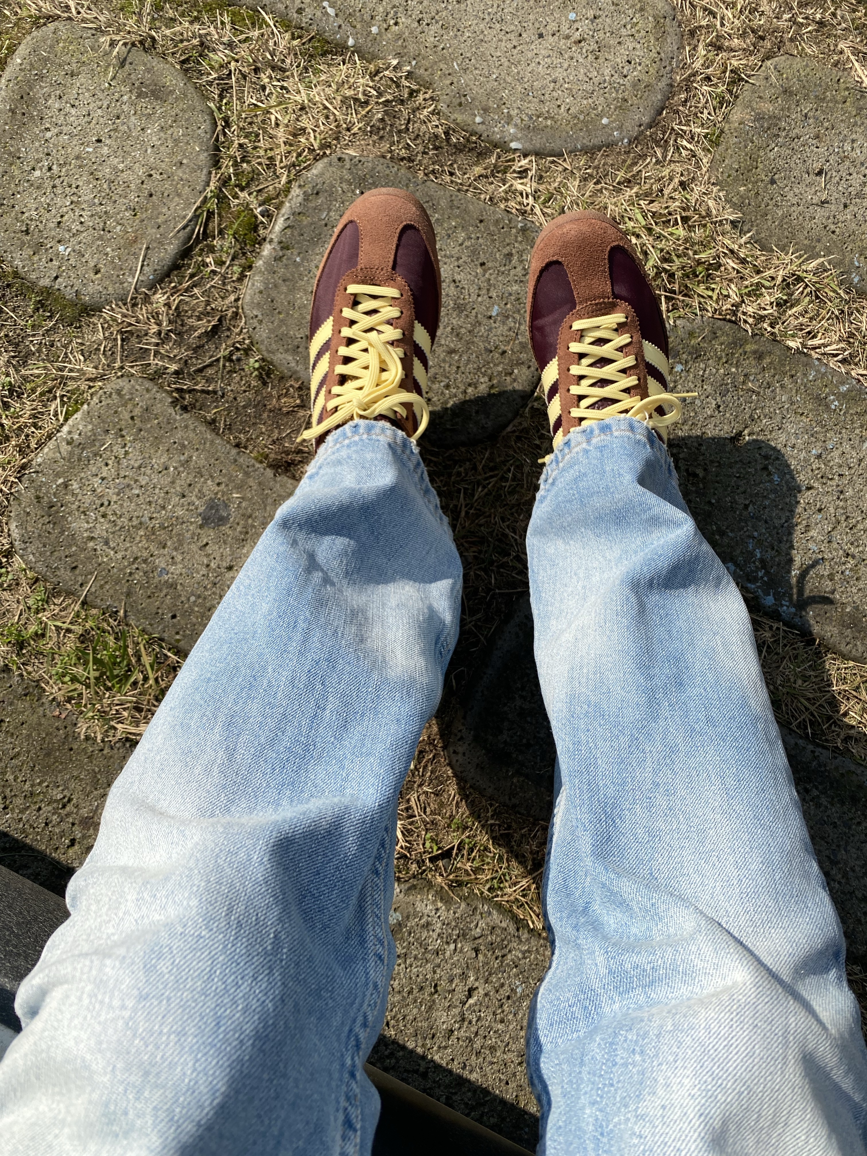 (W) Adidas SL 72 OG Maroon Almost Yellow 착용 스타일 - 5