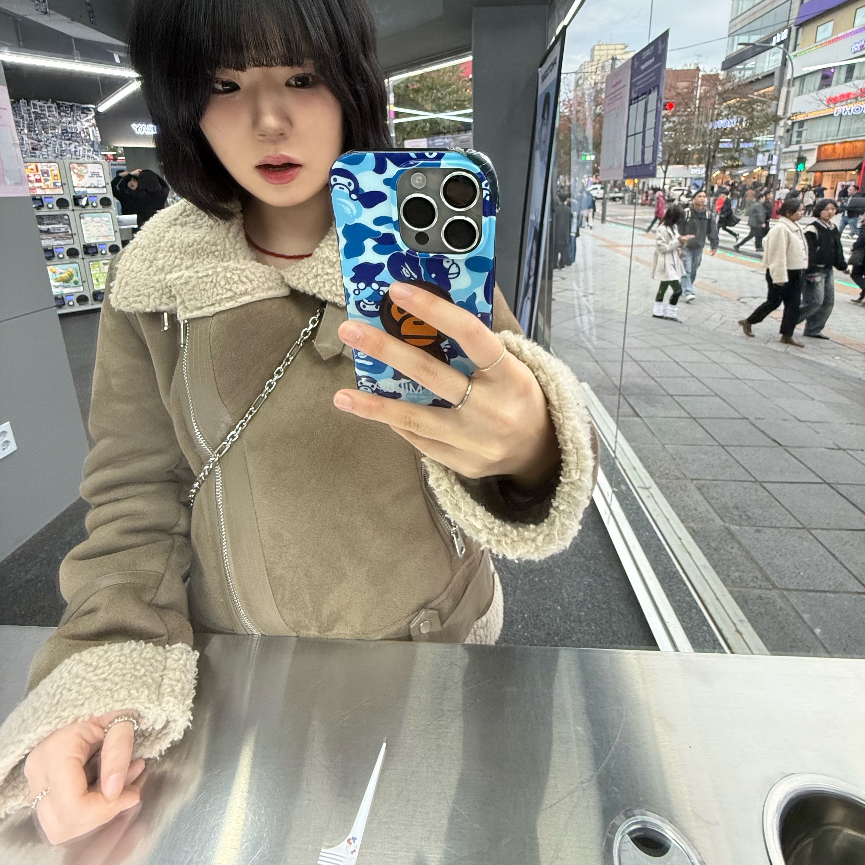 BAPE ABC Milo Camo iPhone 16 Pro Case Blue, (W) Pandora ME Pave Ring Sterling Silver 착용 스타일