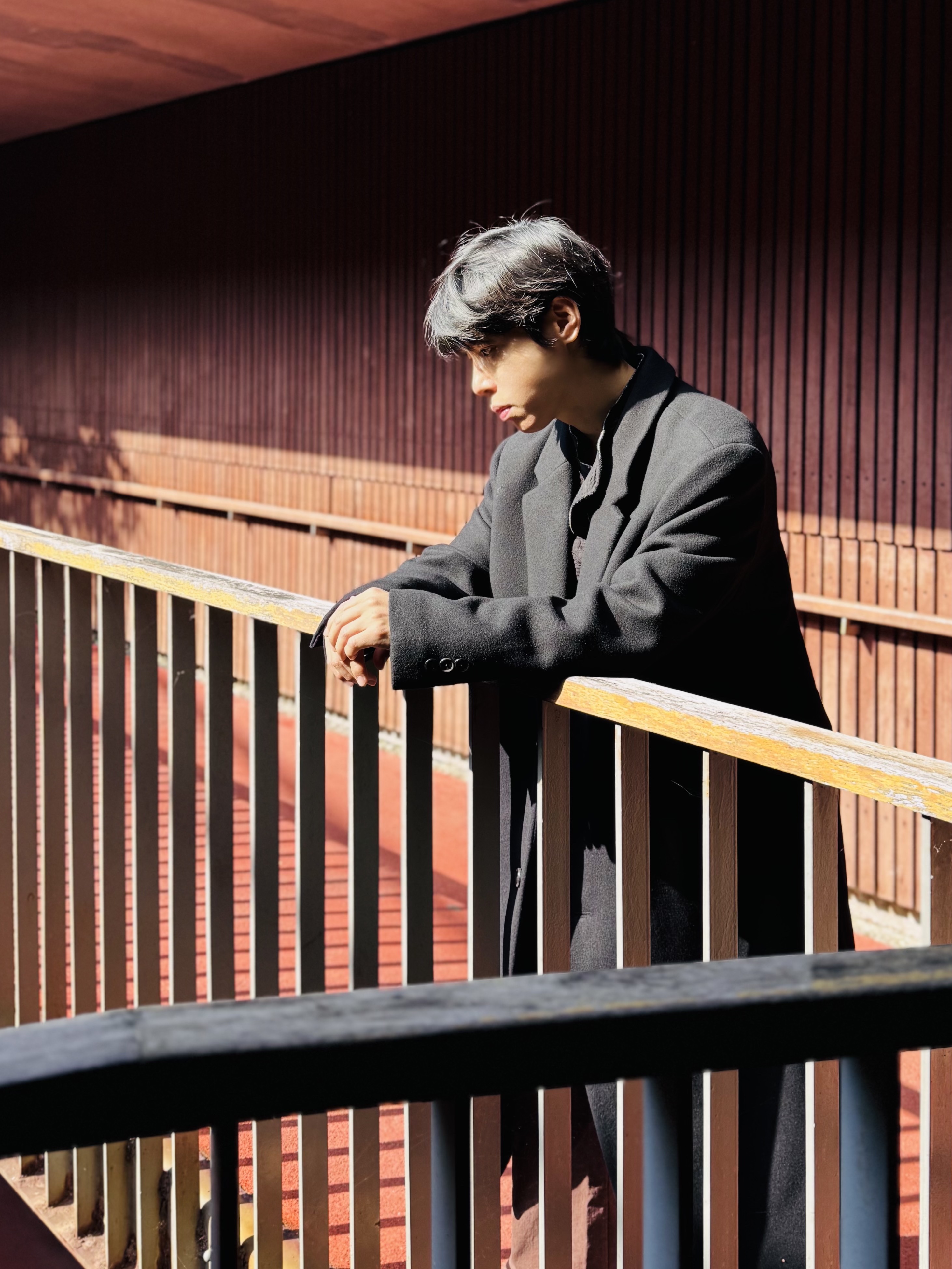 Customellow Cashmere Blended Single Coat Black 착용 스타일 - 5