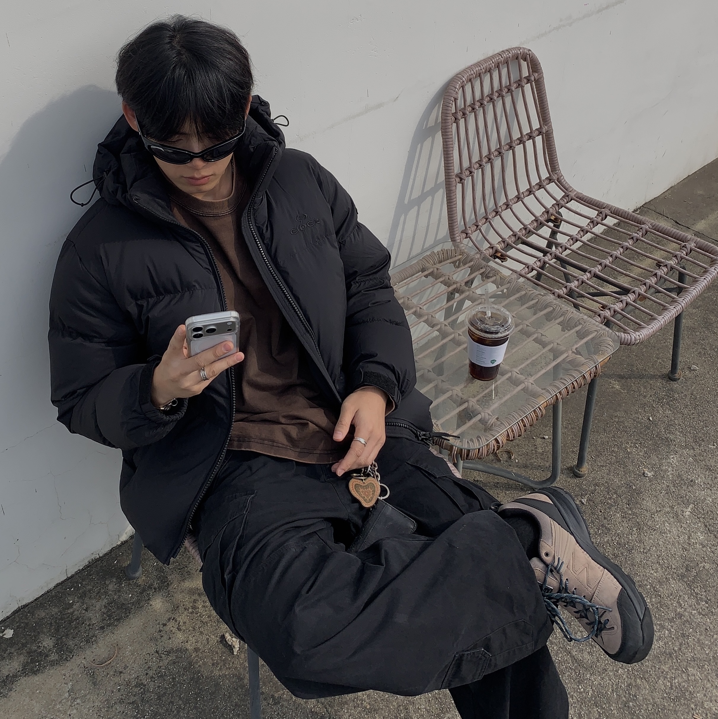 Eider Puffy Puffer Down Jacket Black 착용 스타일 - 1