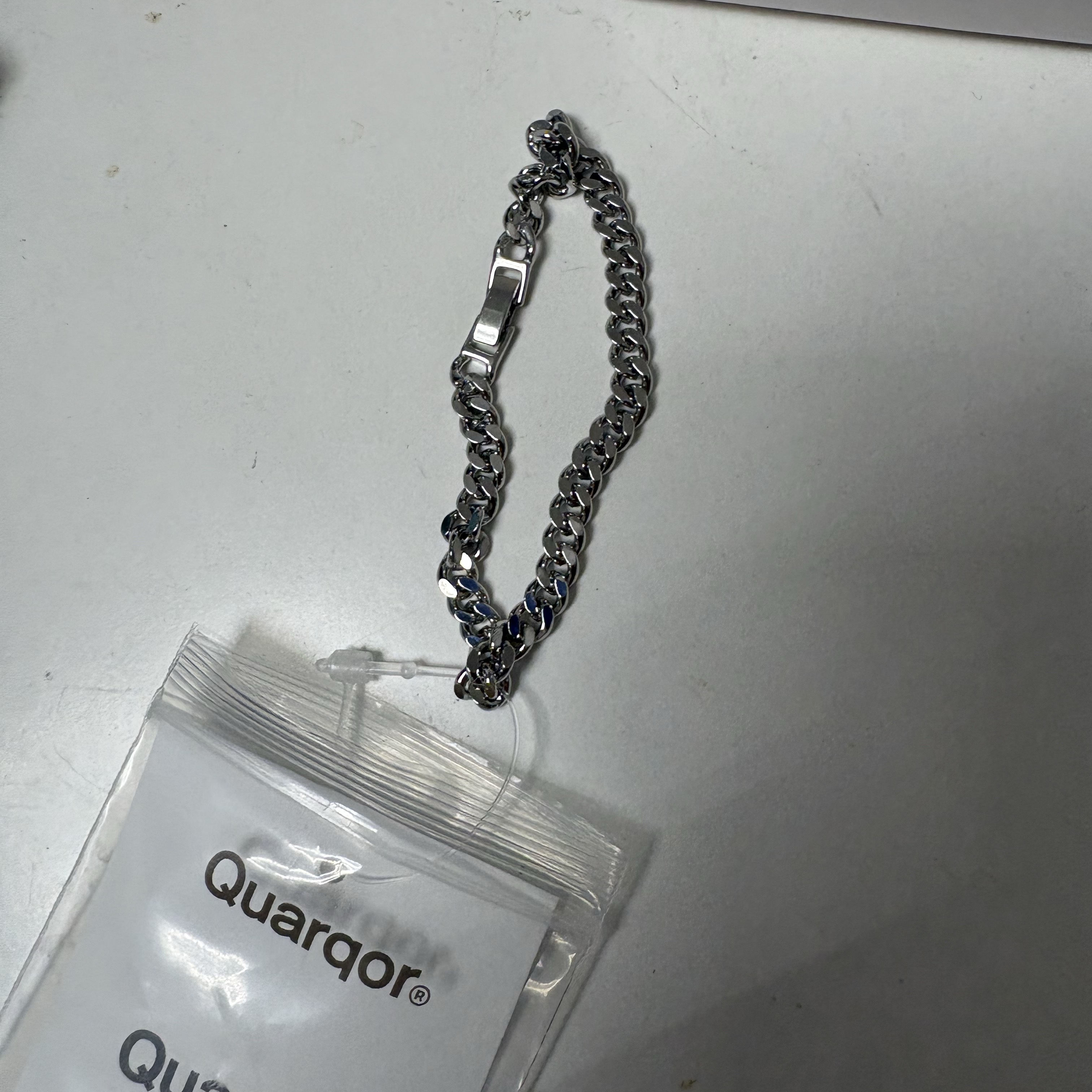 Quarqor #3307 Bracelet 착용 스타일