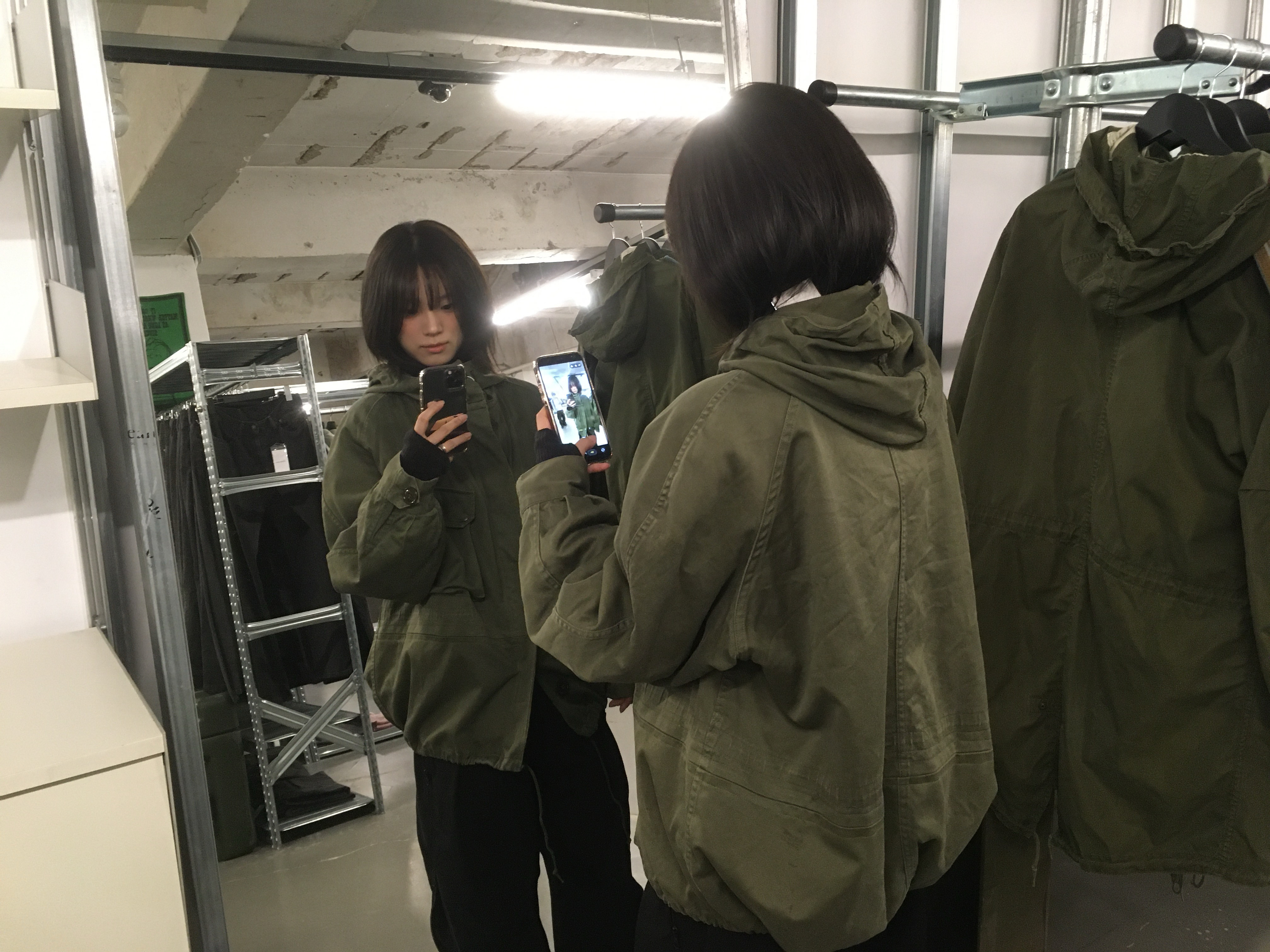 Sansan Gear Ribbed Long Sleeves Black 착용 스타일