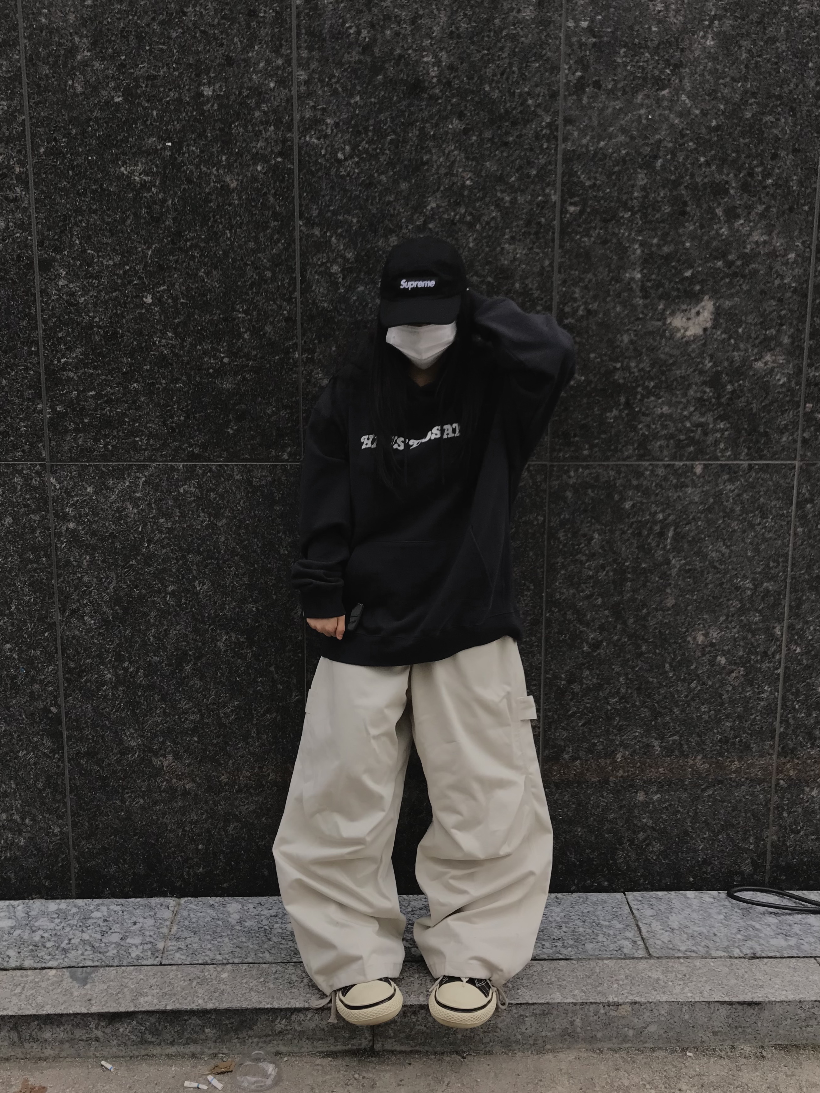Supreme Washed Chino Twill Camp Cap Black, Old Order x AFGK Canvas Black Green 착용 스타일 - 2