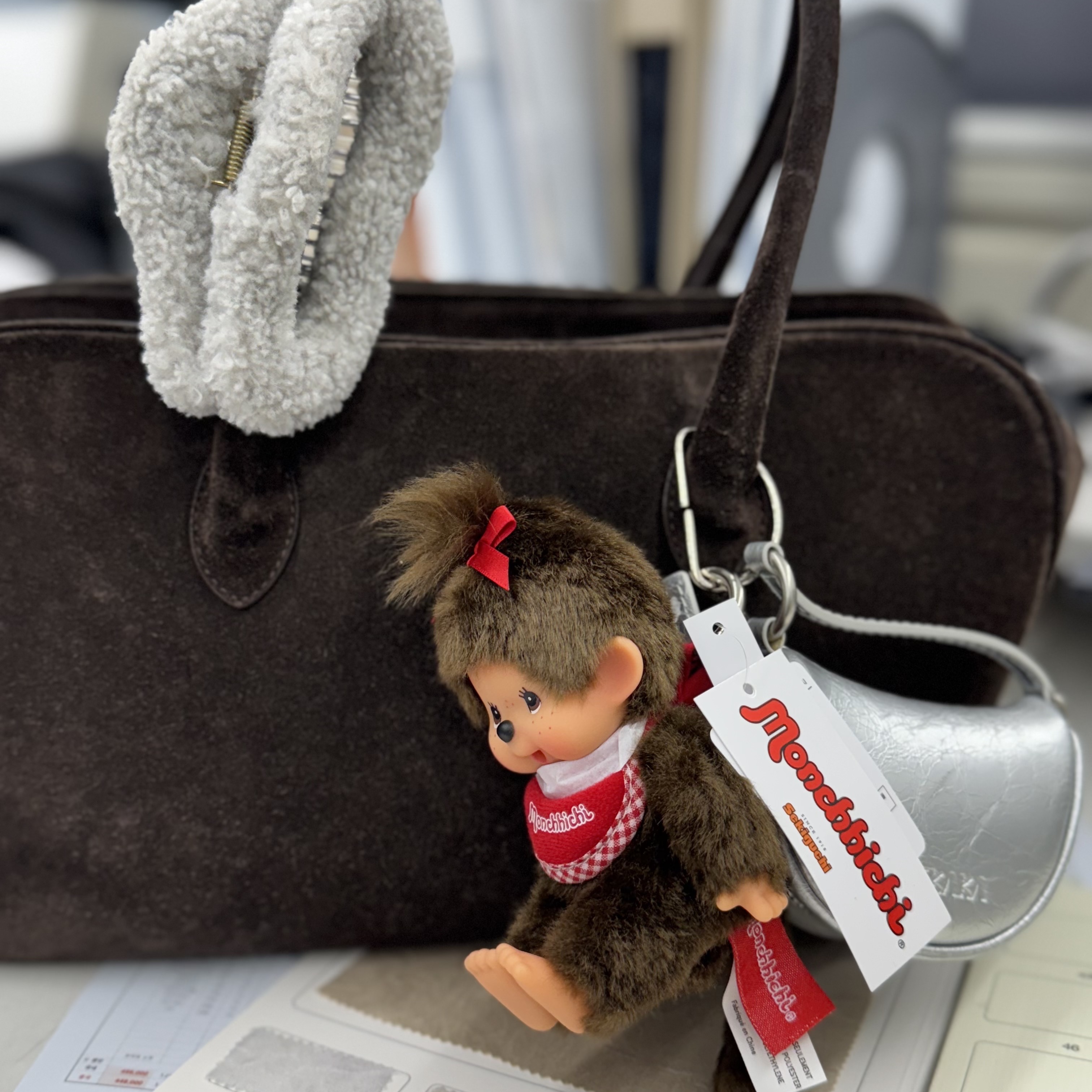 Monchhichi Premium Standard SS Brown Girl Sitting 착용 스타일