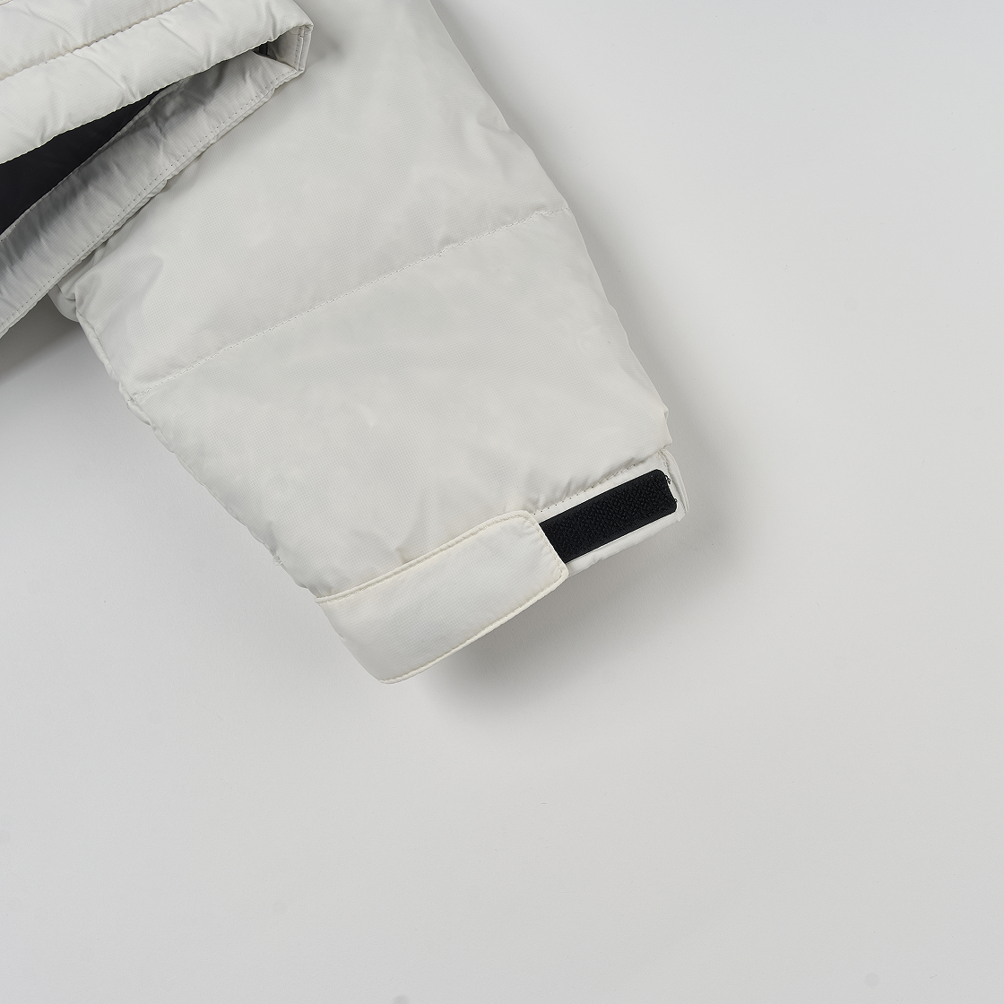 (W) 노스페이스 눕시 숏 자켓 화이트 듄 TNF 블랙((W) The North Face Nuptse Short Jacket White Dune TNF Black) - 5