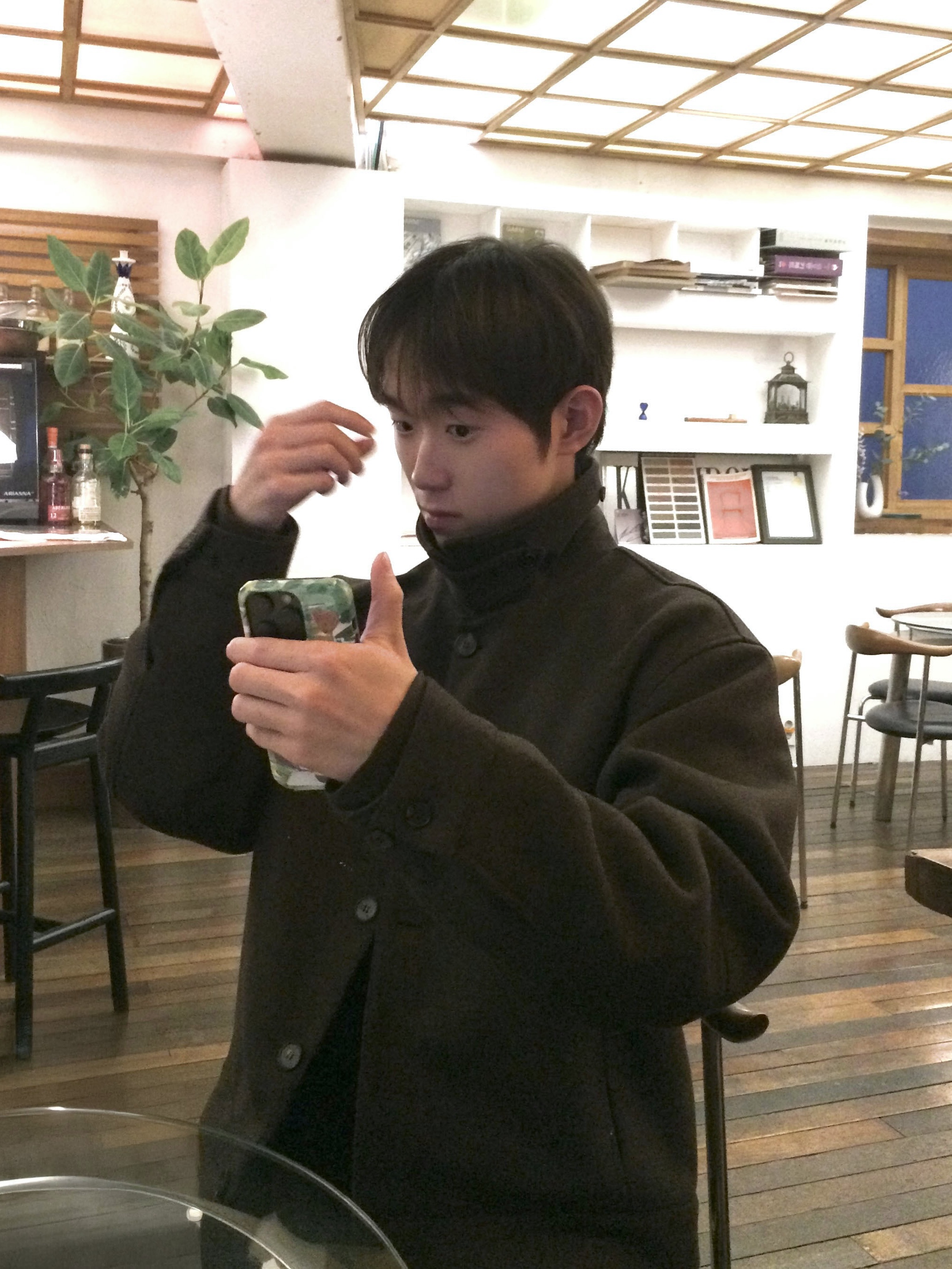 POSTMAN Journalist Suede D.Brown 착용 스타일 - 2