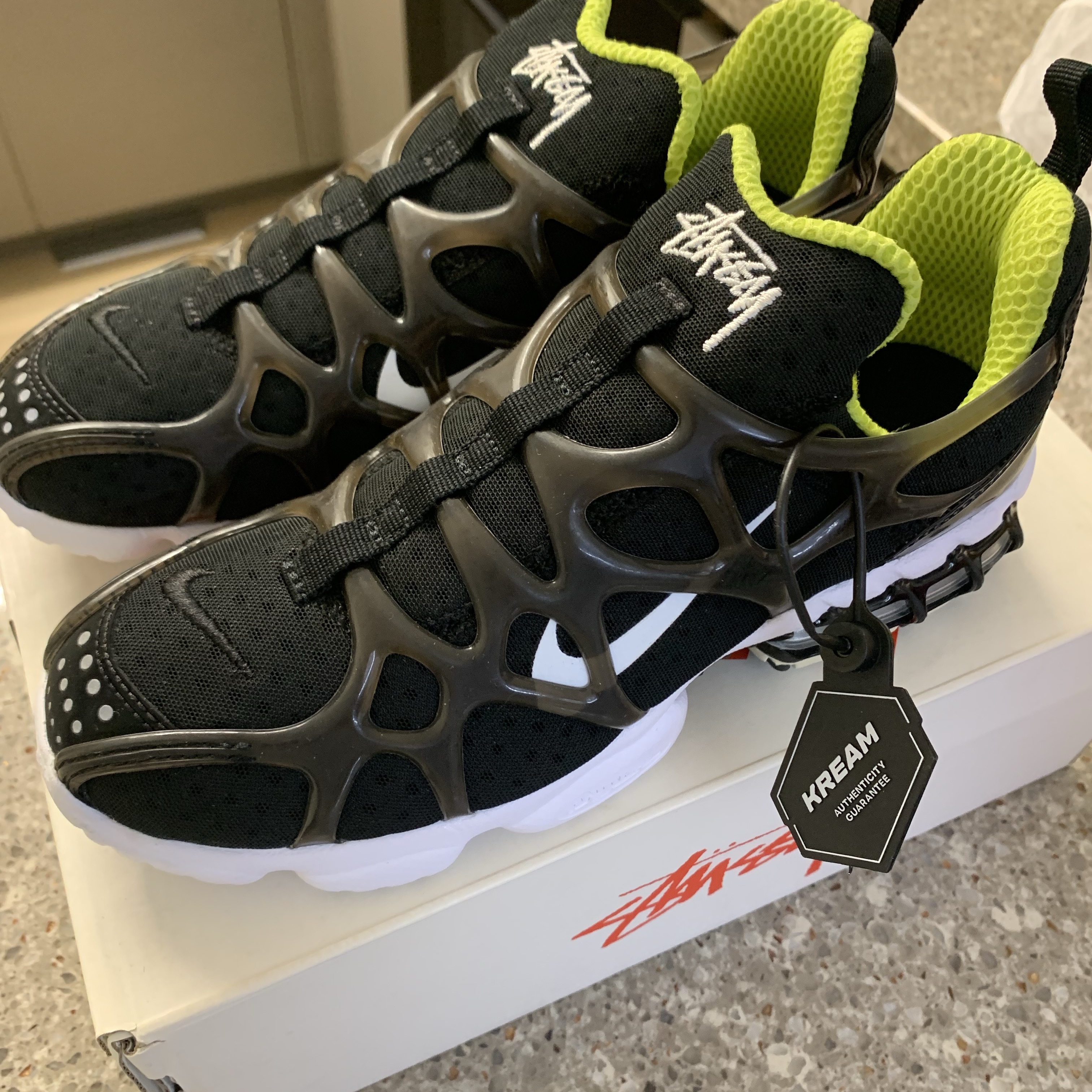 Nike x Stussy Air Zoom Spiridon Kukini Black 착용 스타일