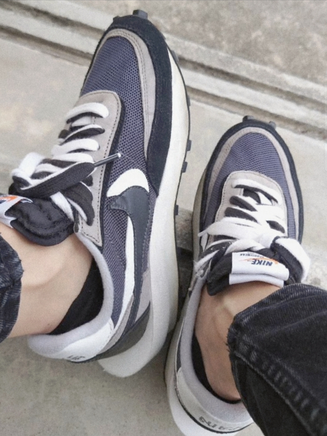 Nike x Sacai LDWaffle Black 착용 스타일