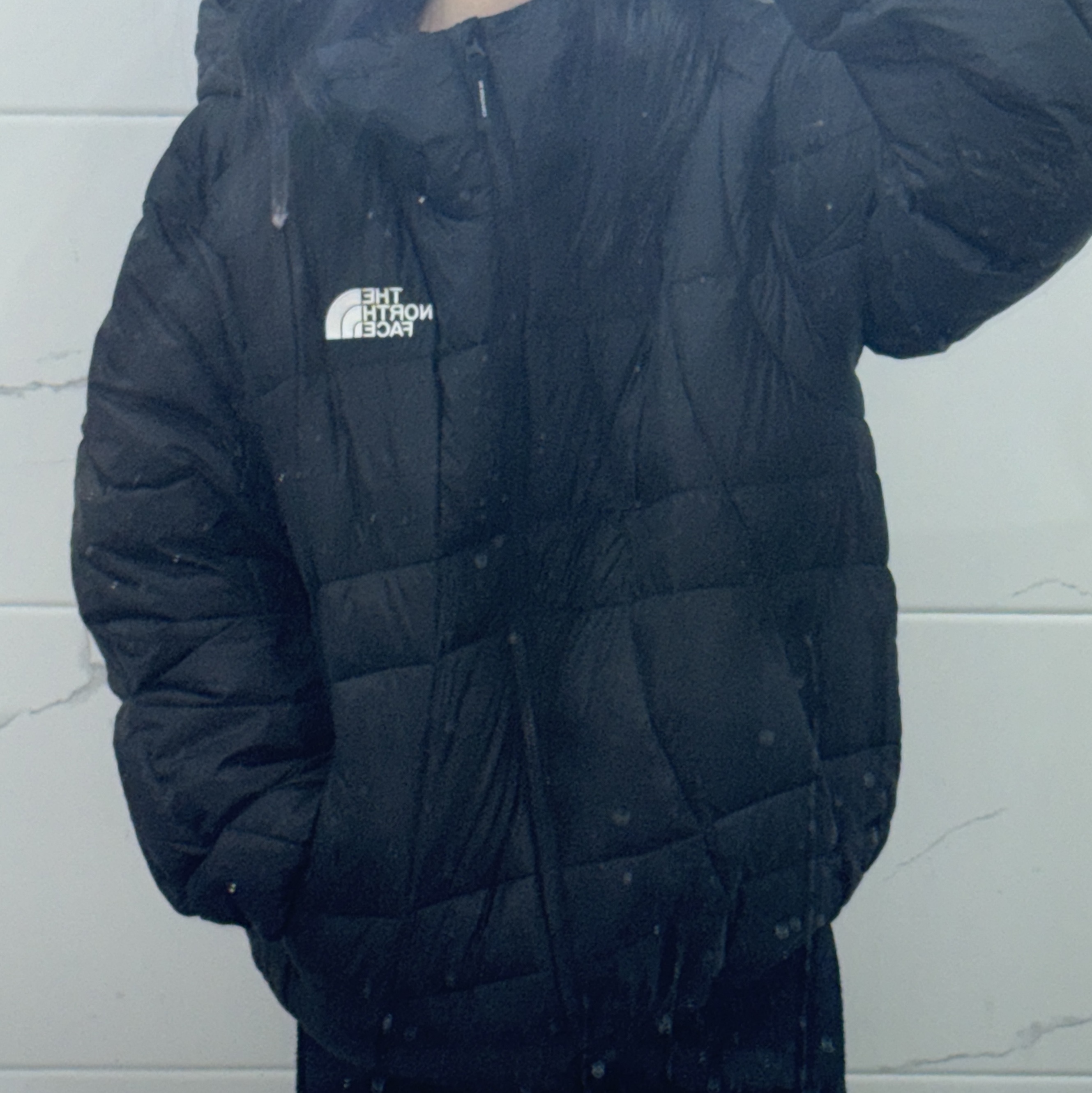 The North Face Wave LT On Jacket Real Black - 25FW 착용 스타일