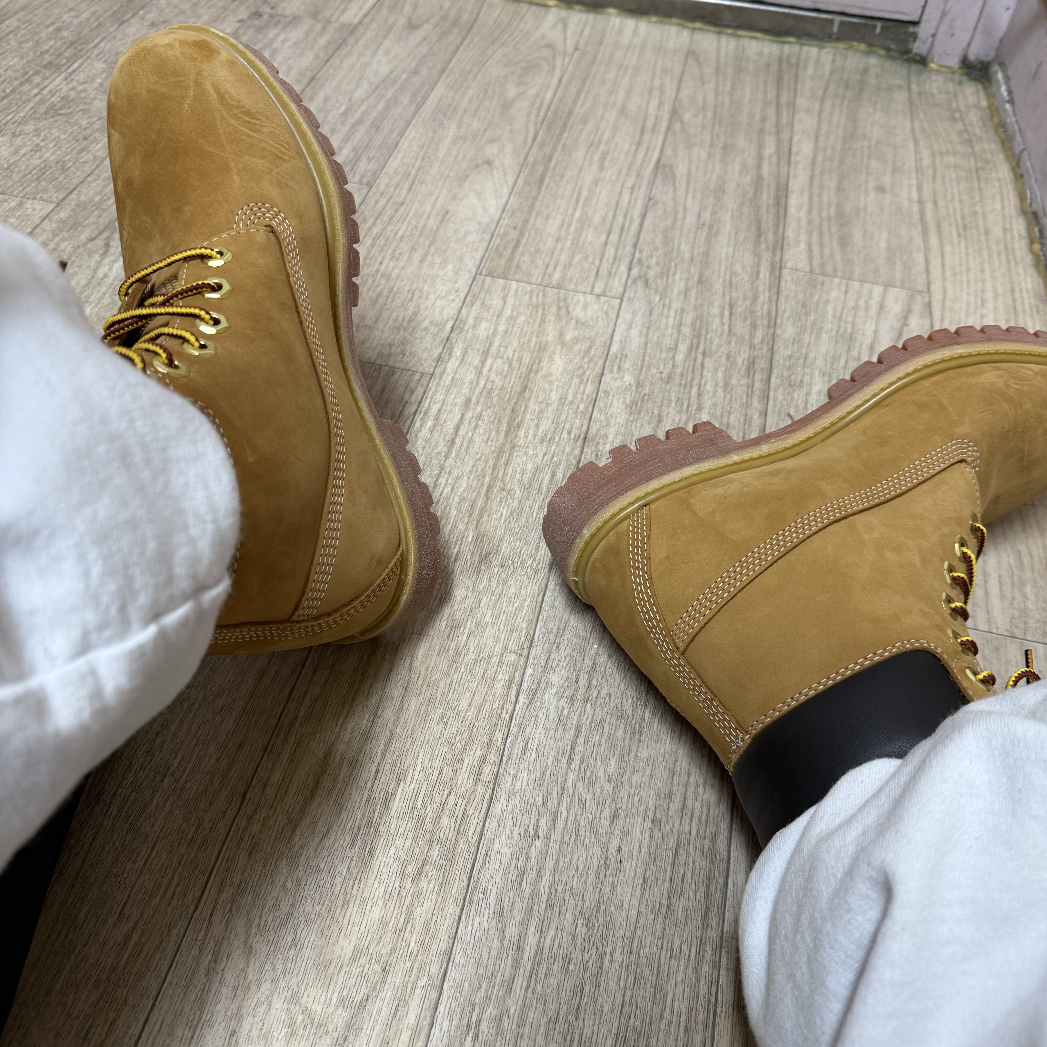 Timberland Premium 6 inch Waterproof Boot Wheat Nubuck - Wide 착용 스타일 - 2