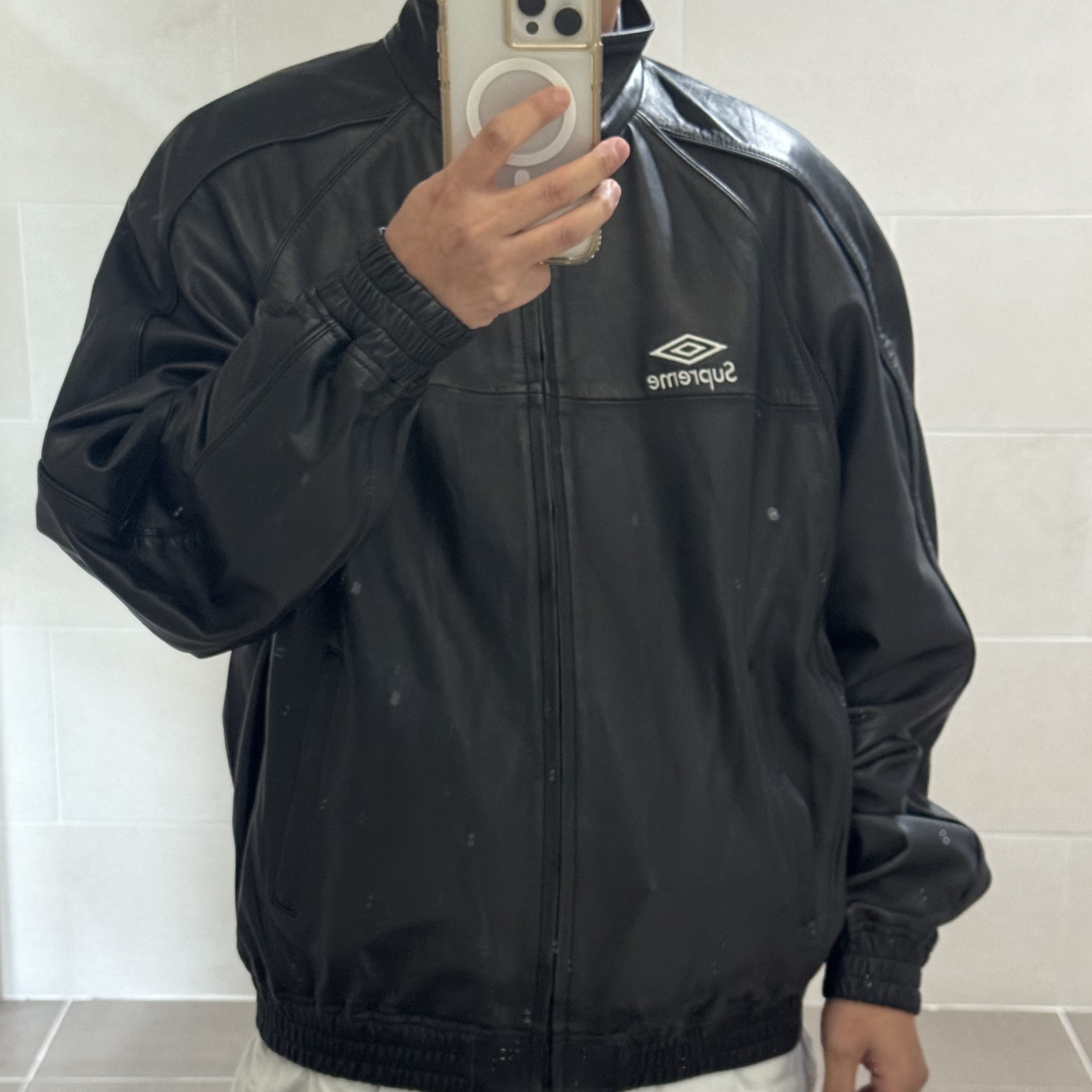 Supreme x Umbro Leather Track Jacket Black - 25FW 착용 스타일 - 2