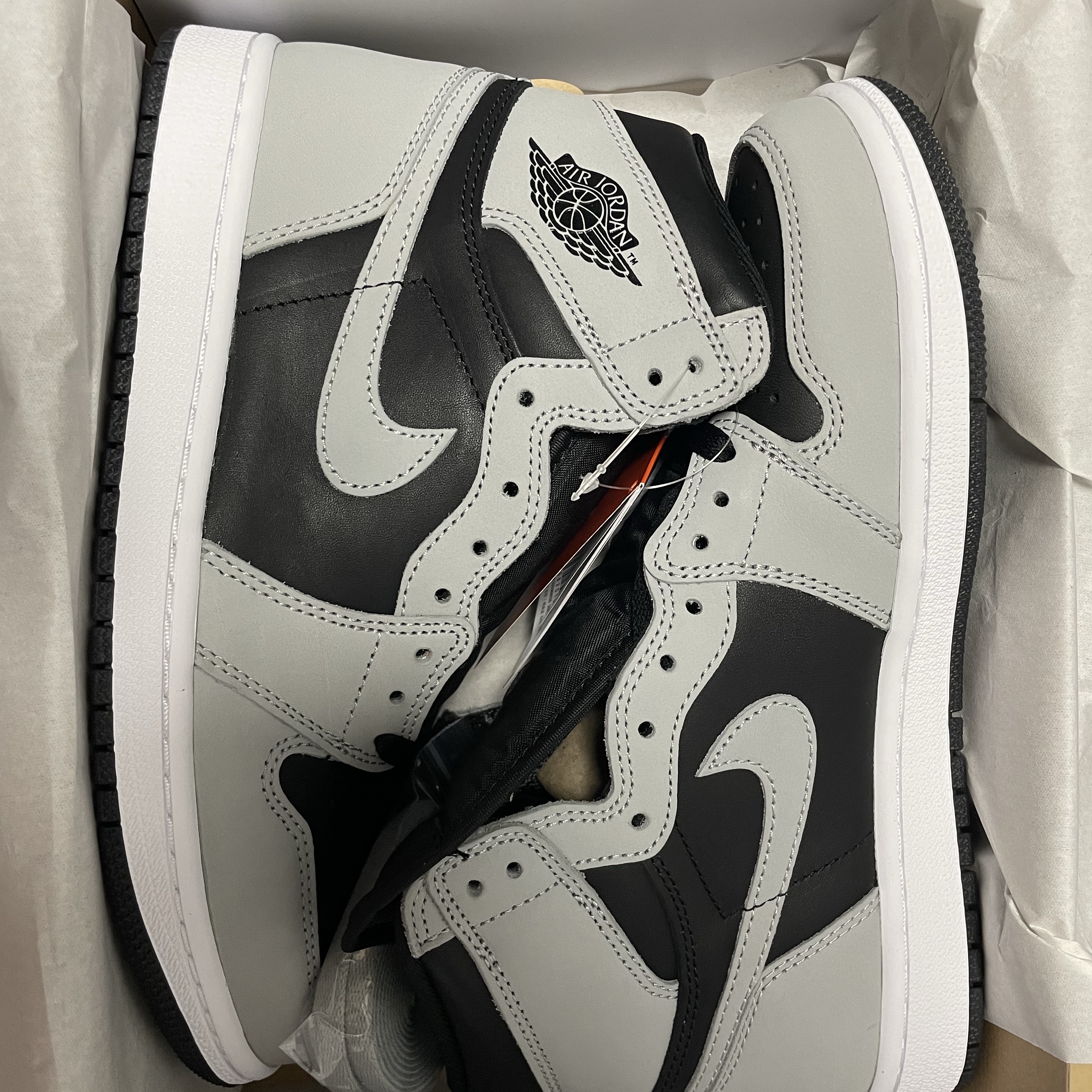 Jordan 1 Retro High OG Shadow 2.0 착용 스타일