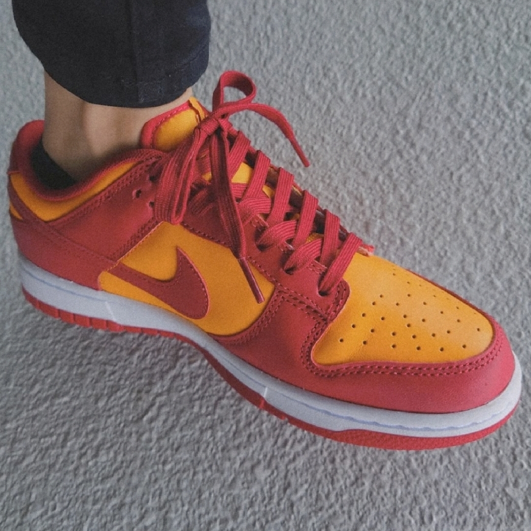 Nike Dunk Low Retro Championship Gold 착용 스타일