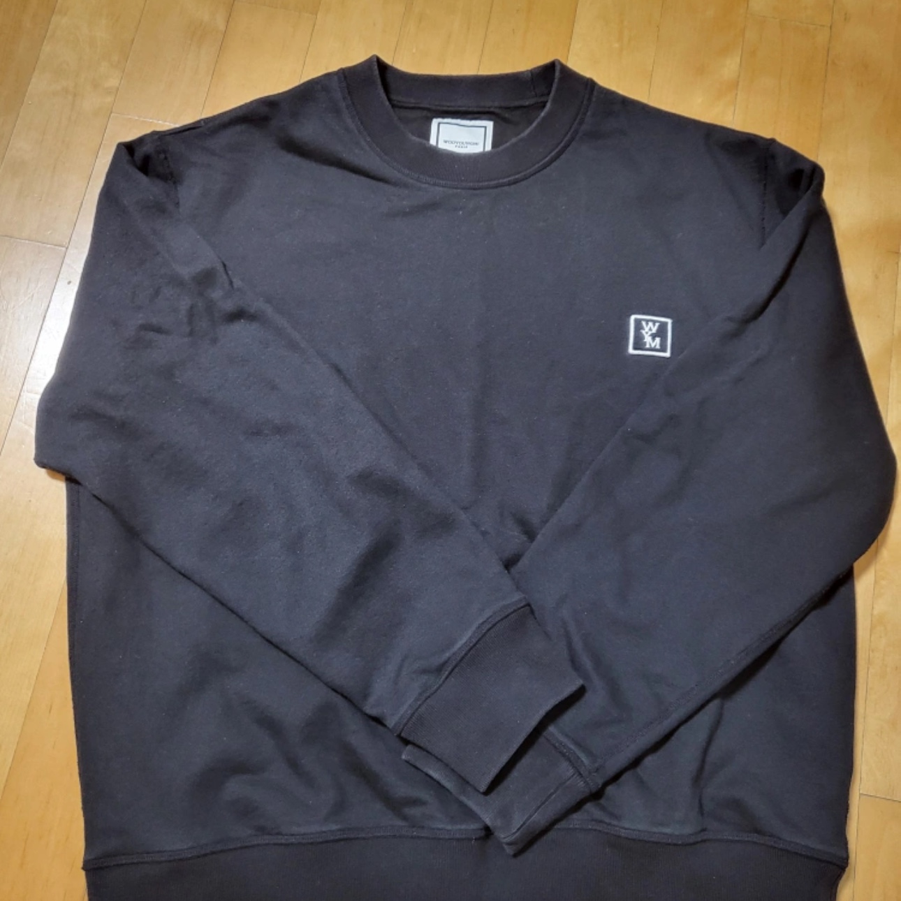 Wooyoungmi Back Logo Sweatshirt Black - 25SS 착용 스타일