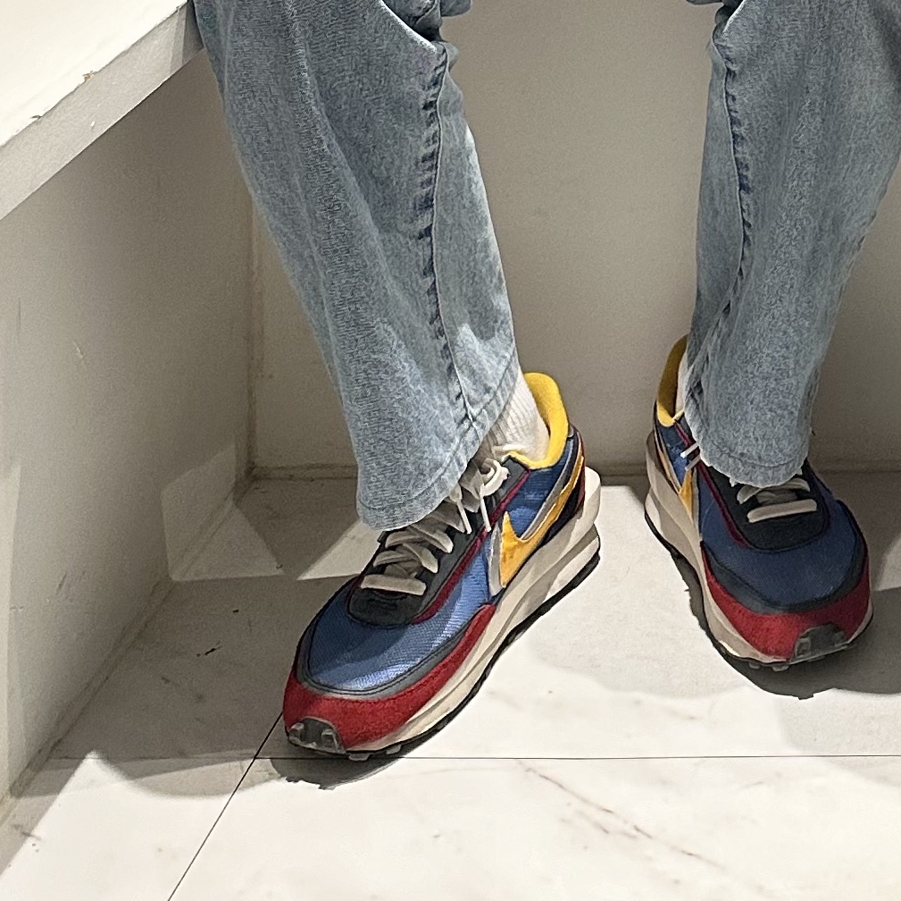 Nike x Sacai LDWaffle Blue Multi 착용 스타일