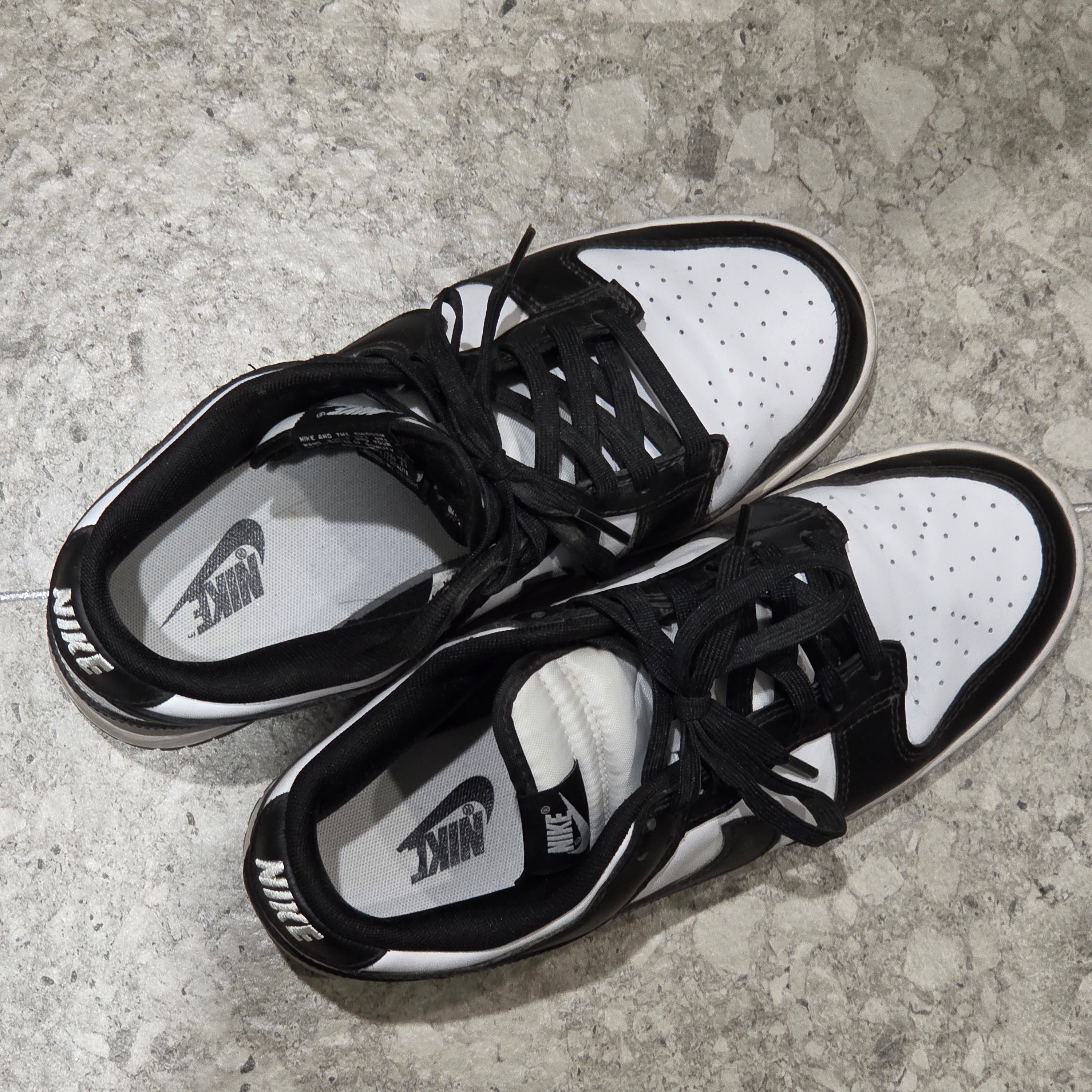 Nike Dunk Low Retro Black 착용 스타일