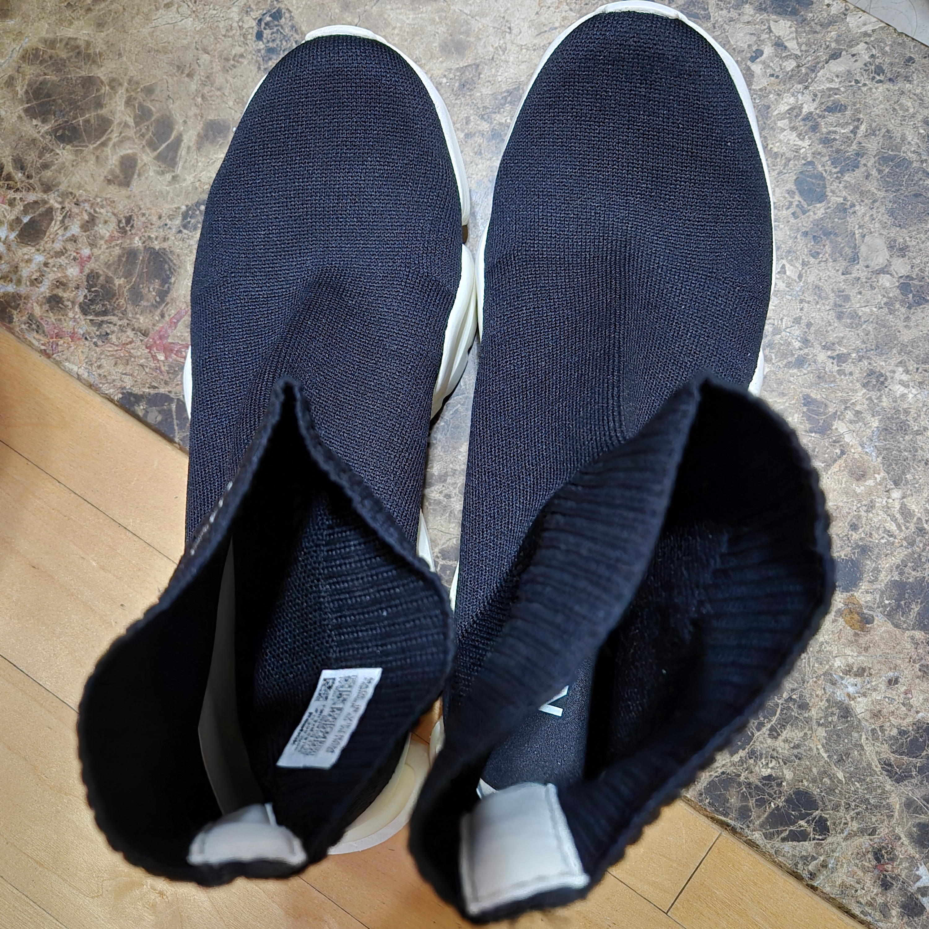 Reebok Sock Run R Print Black 착용 스타일