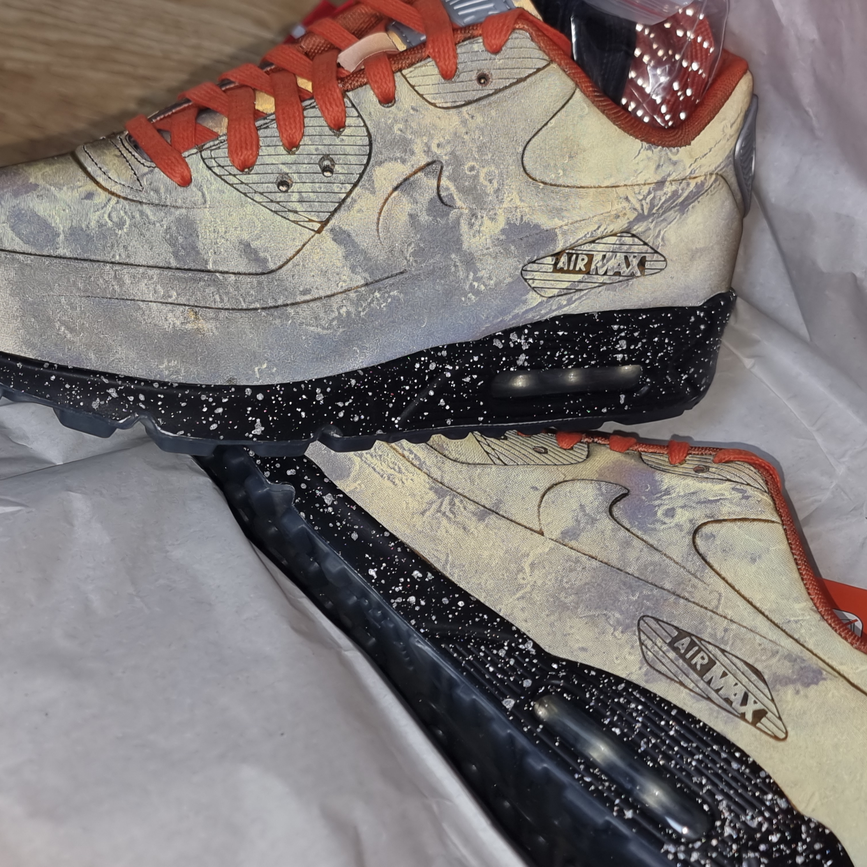 Nike Air Max 90 Mars Landing 착용 스타일