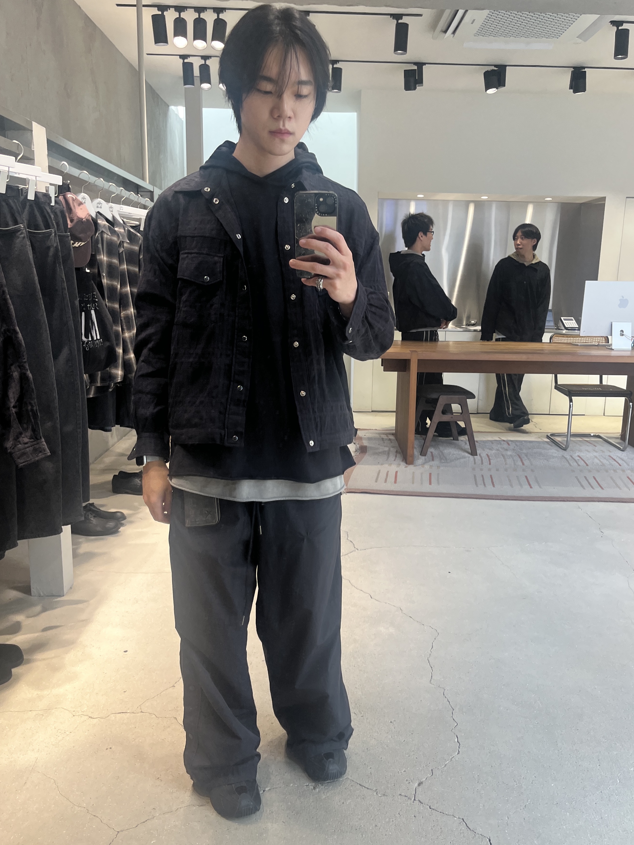 Polyteru Human Index Human Sleeveless Gray Beige, [프리오더] Polyteru Rivet Card Wallet Black 착용 스타일