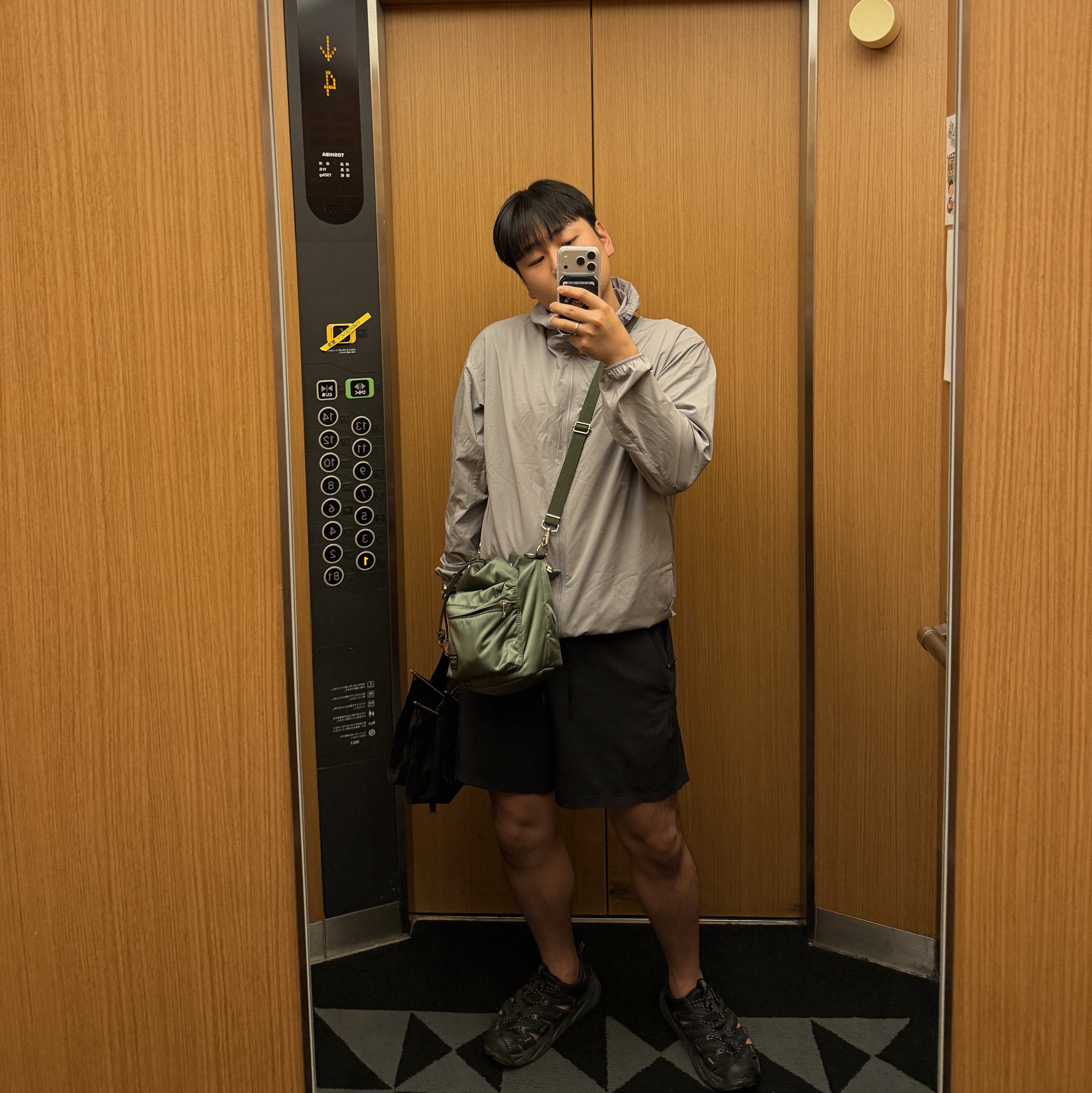 Lululemon Pace Breaker Linerless Shorts 7 Inch Black 착용 스타일
