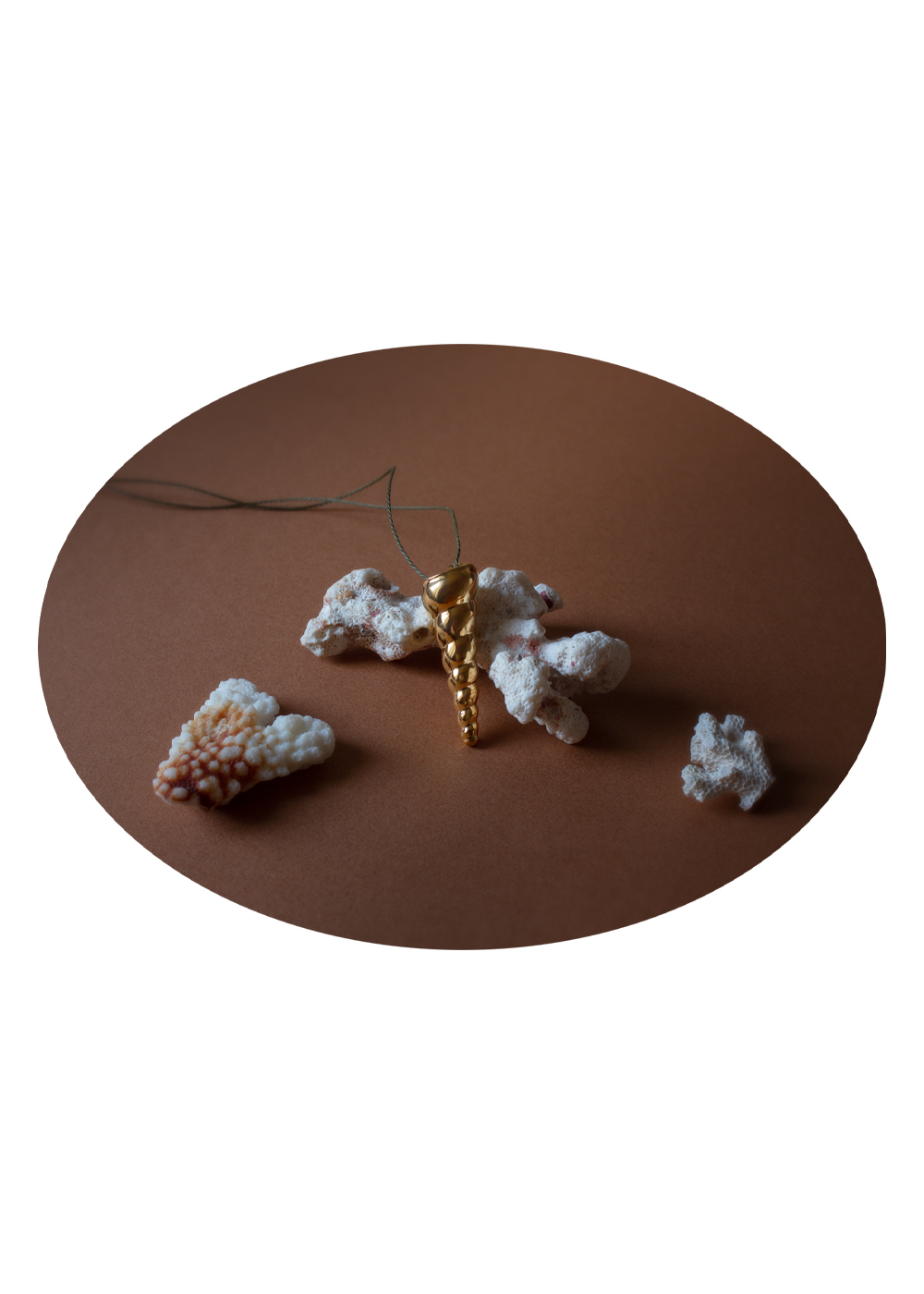 뵤르 씨쉘 네클리스 (글로시)(Bőr Seashell Necklace (glossy)) - 4