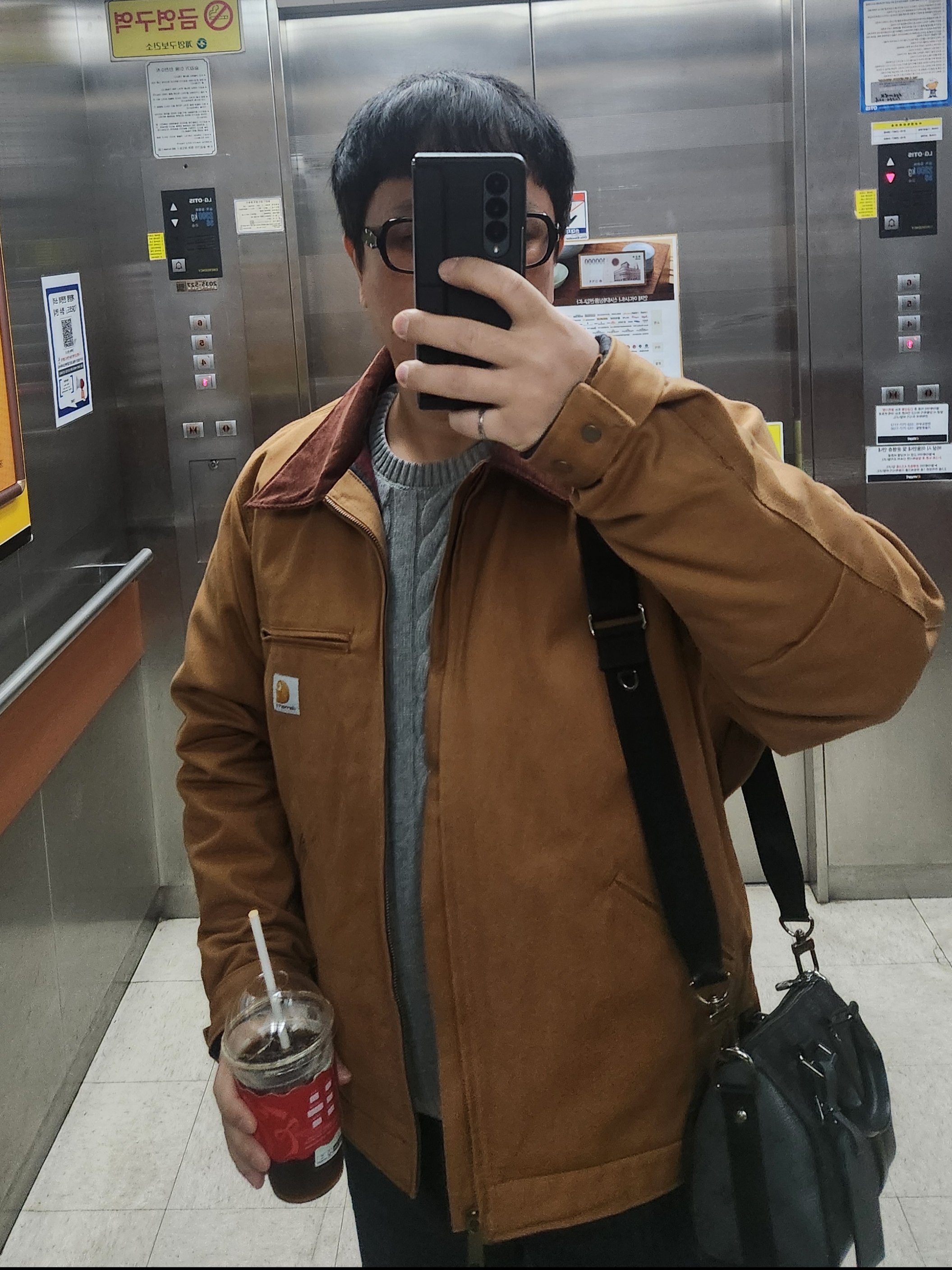 Carhartt Blanket Lined Relaxed Fit Regular Duck Detroit Jacket Carhartt Brown 착용 스타일