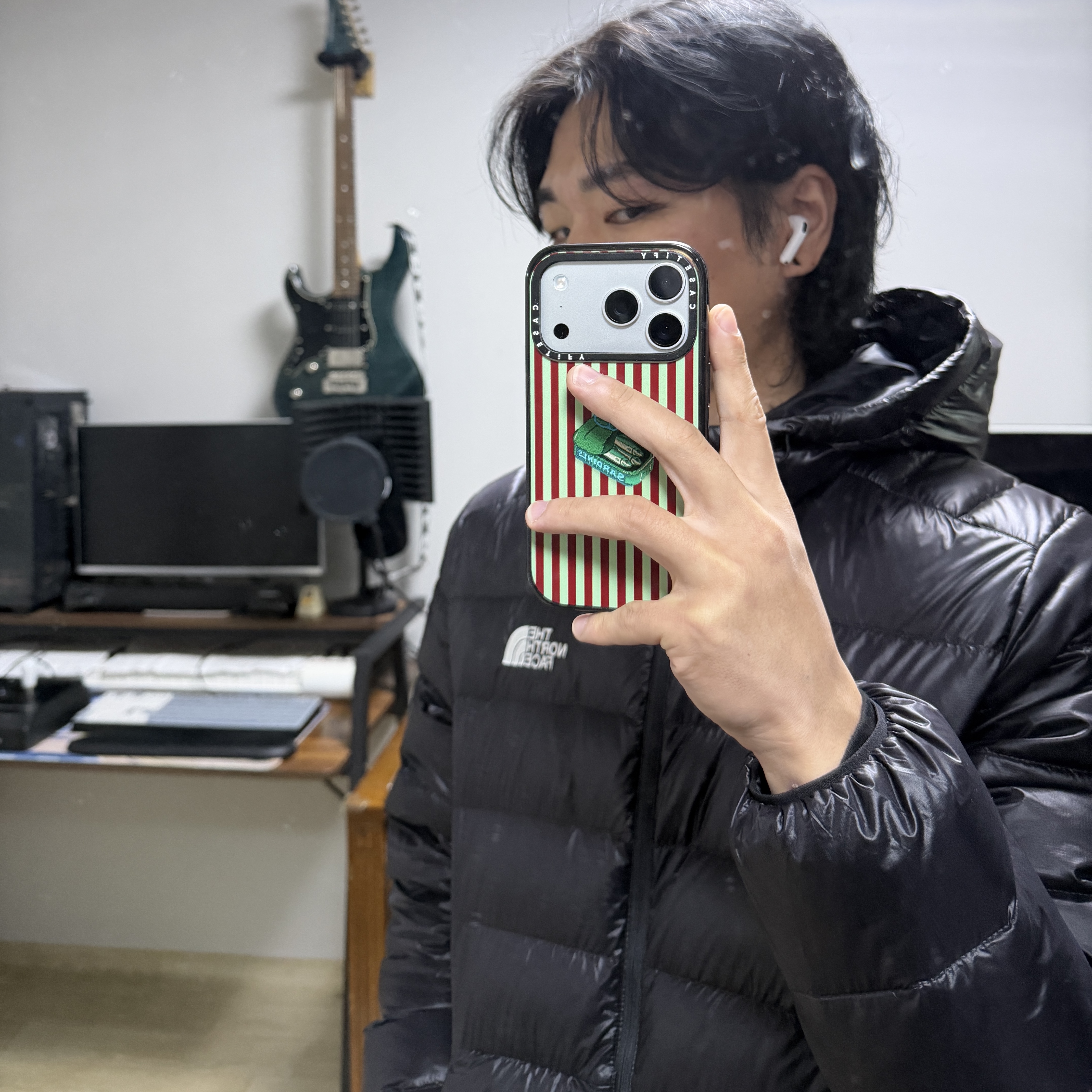 The North Face Matier EX RDS Down Hoodie Black, Asics x Haven Gel-Nimbus 10.1 Black 착용 스타일 - 1