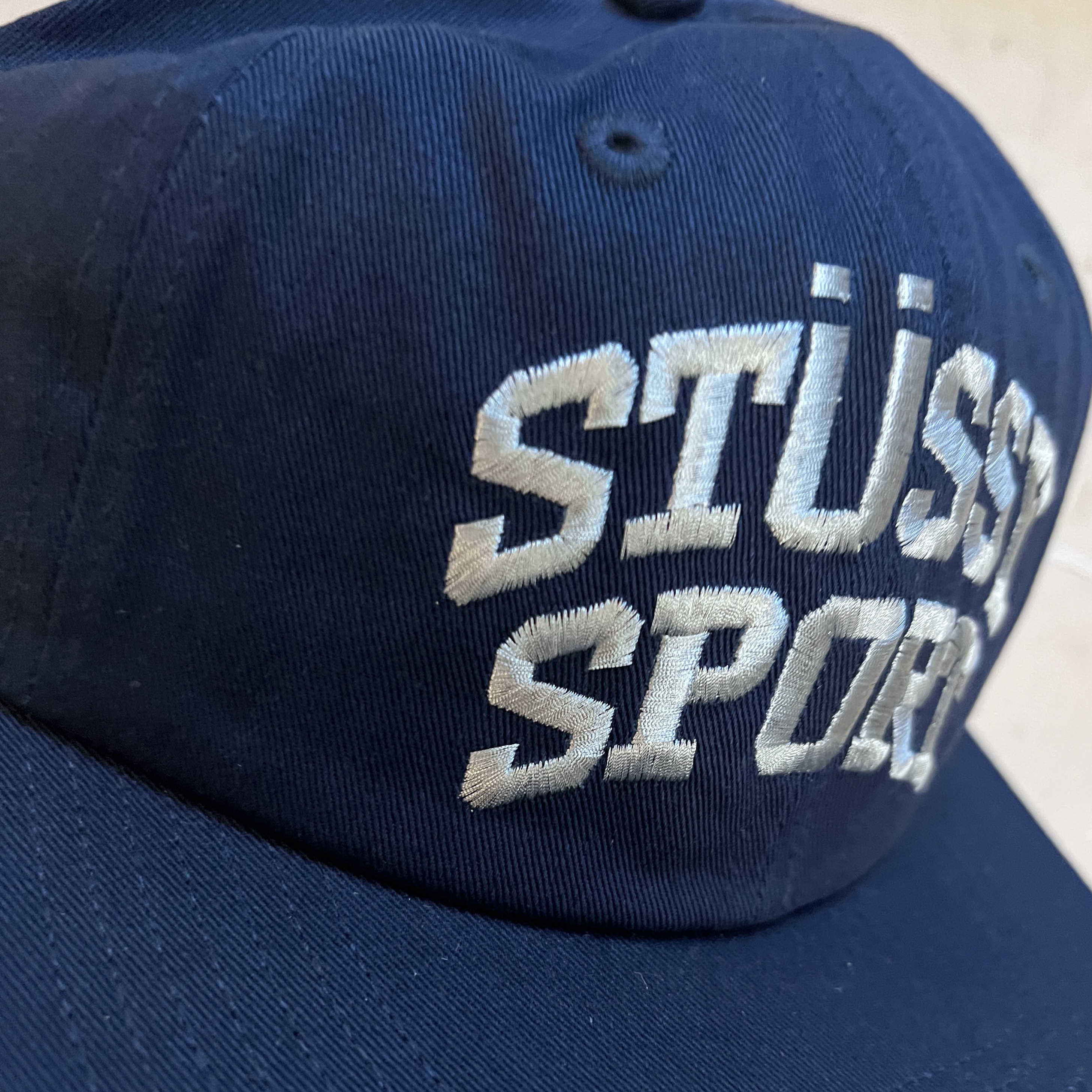 Stussy Mid-Depth Sport Snapback Navy 착용 스타일