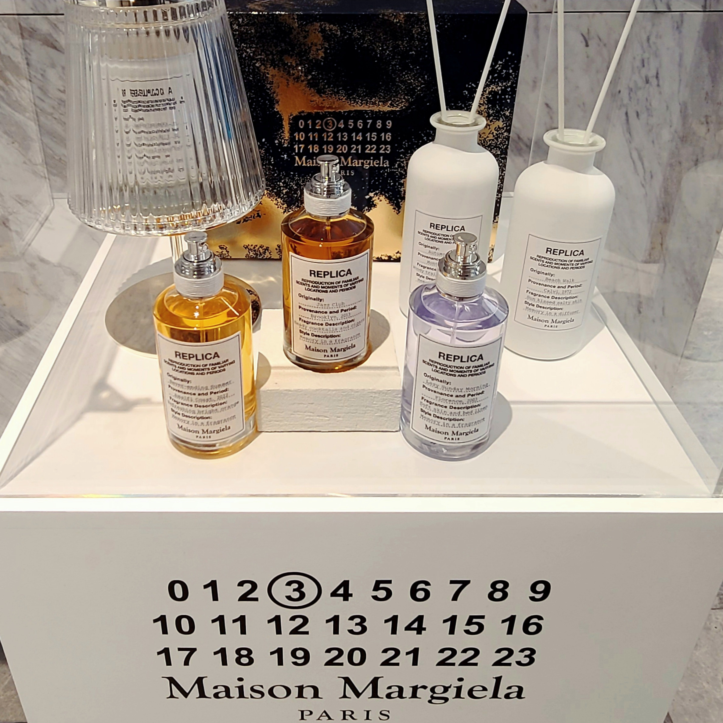 Maison Margiela Replica Jazz Club Eau De Toilette 100ml, Maison Margiela Replica Never Ending Summer Eau De Toilette 100ml 착용 스타일 - 2