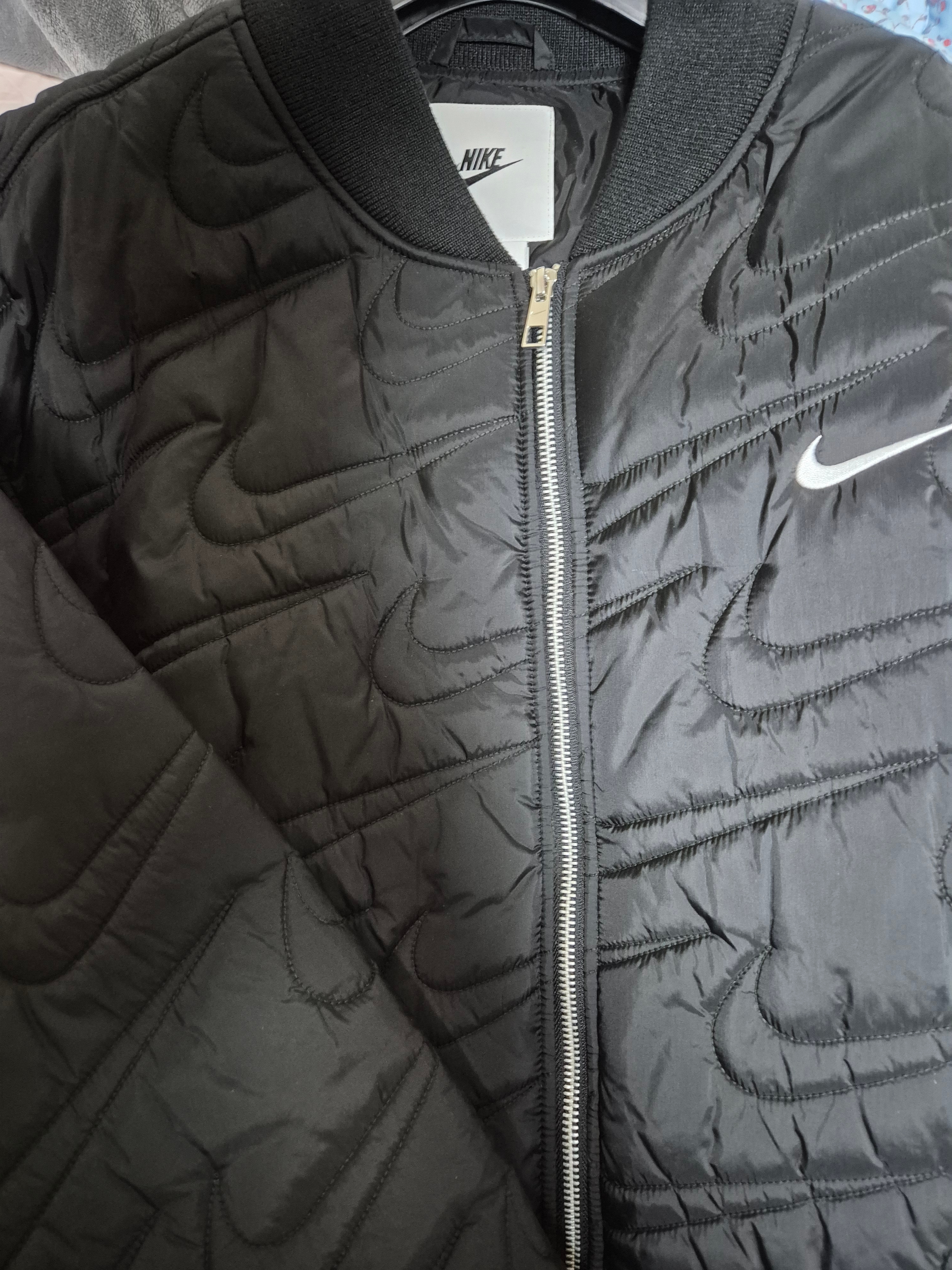 Nike NSW Swoosh Quilted Jacket Black - Asia 착용 스타일