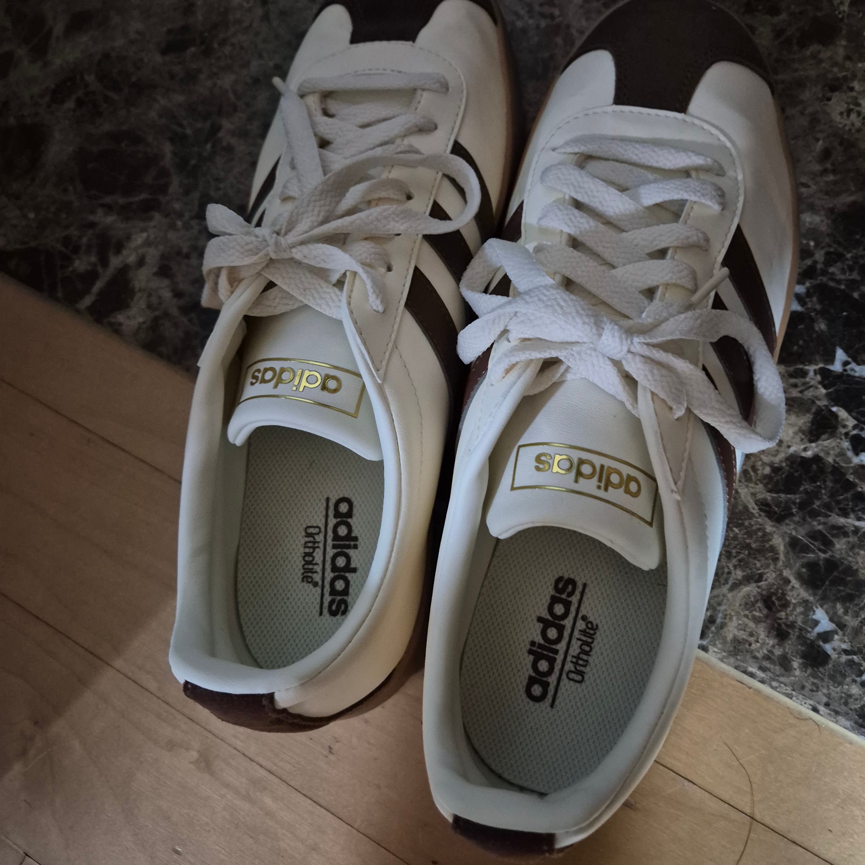 Adidas VL Court 2.0 Cream Brown 착용 스타일
