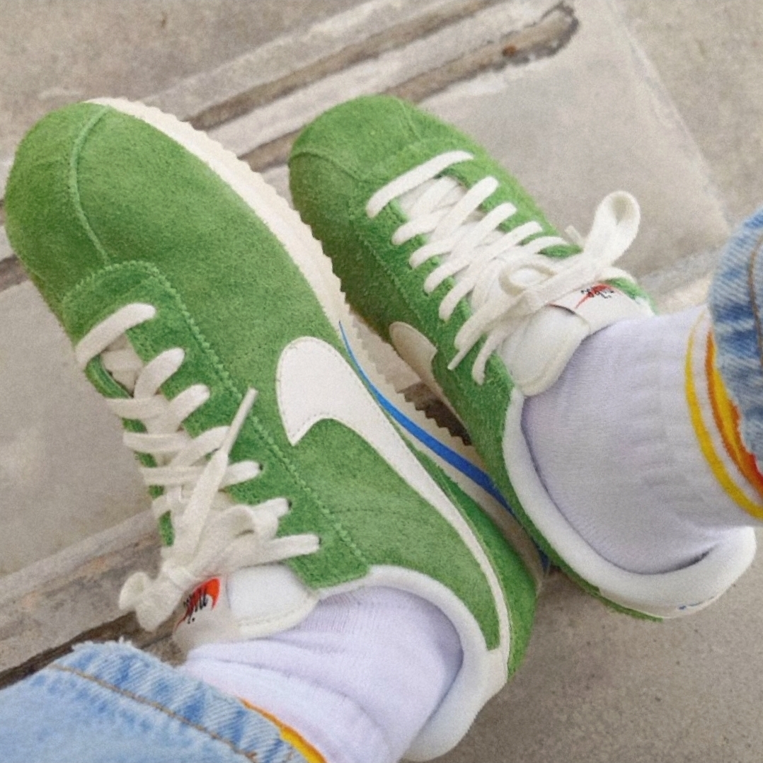 (W) Nike Cortez Vintage Chlorophyll Suede 착용 스타일