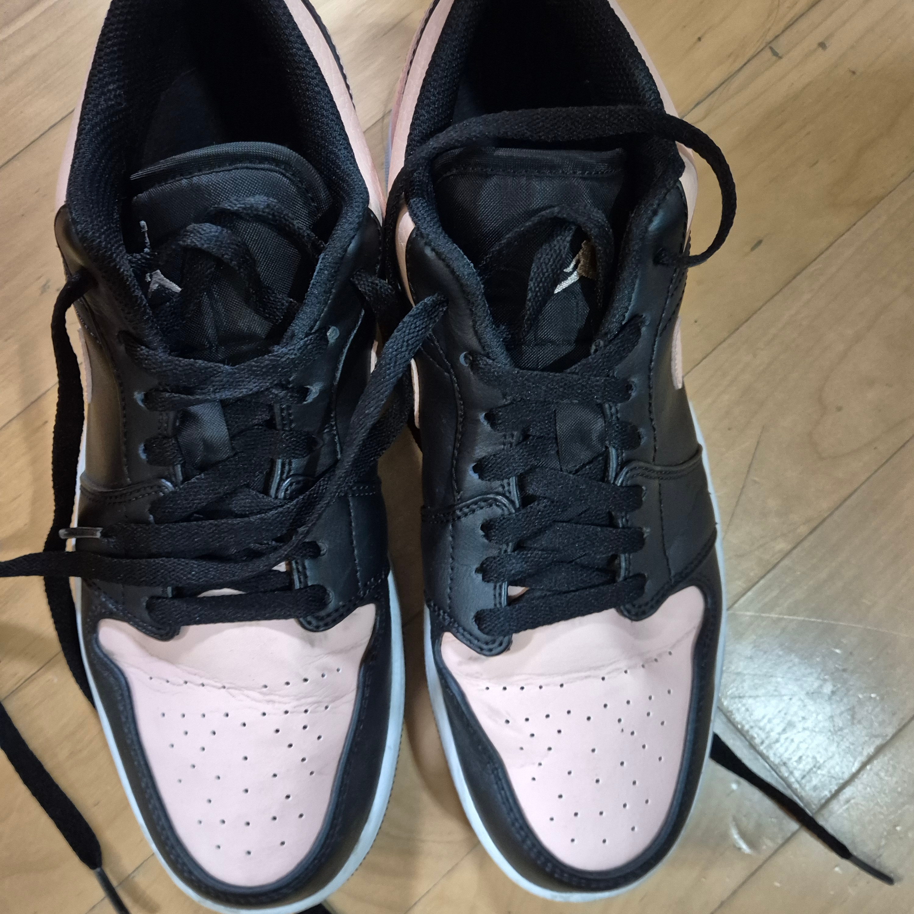 Jordan 1 Low Crimson Tint 착용 스타일