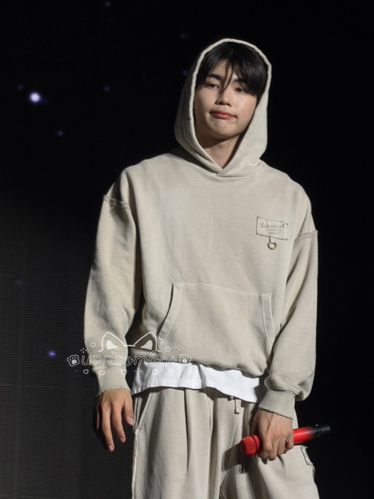 Covernat X Undermycar Destroyed Patch Hoodie Charcoal, Covernat X Undermycar Destroyed Patch Hoodie Beige 착용 스타일 - 1