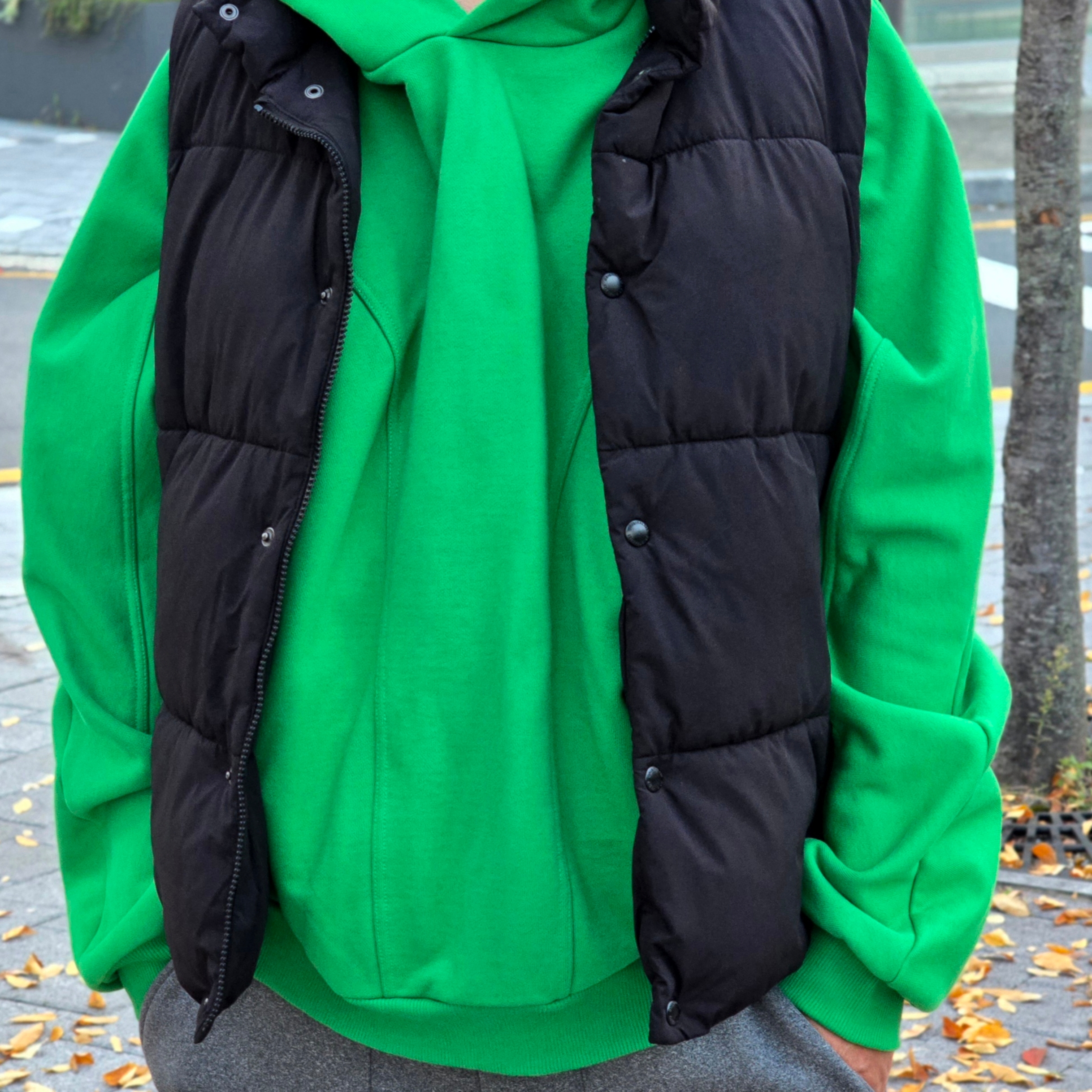 Grailz Geometry Hoodie Celtic Green 착용 스타일 - 1